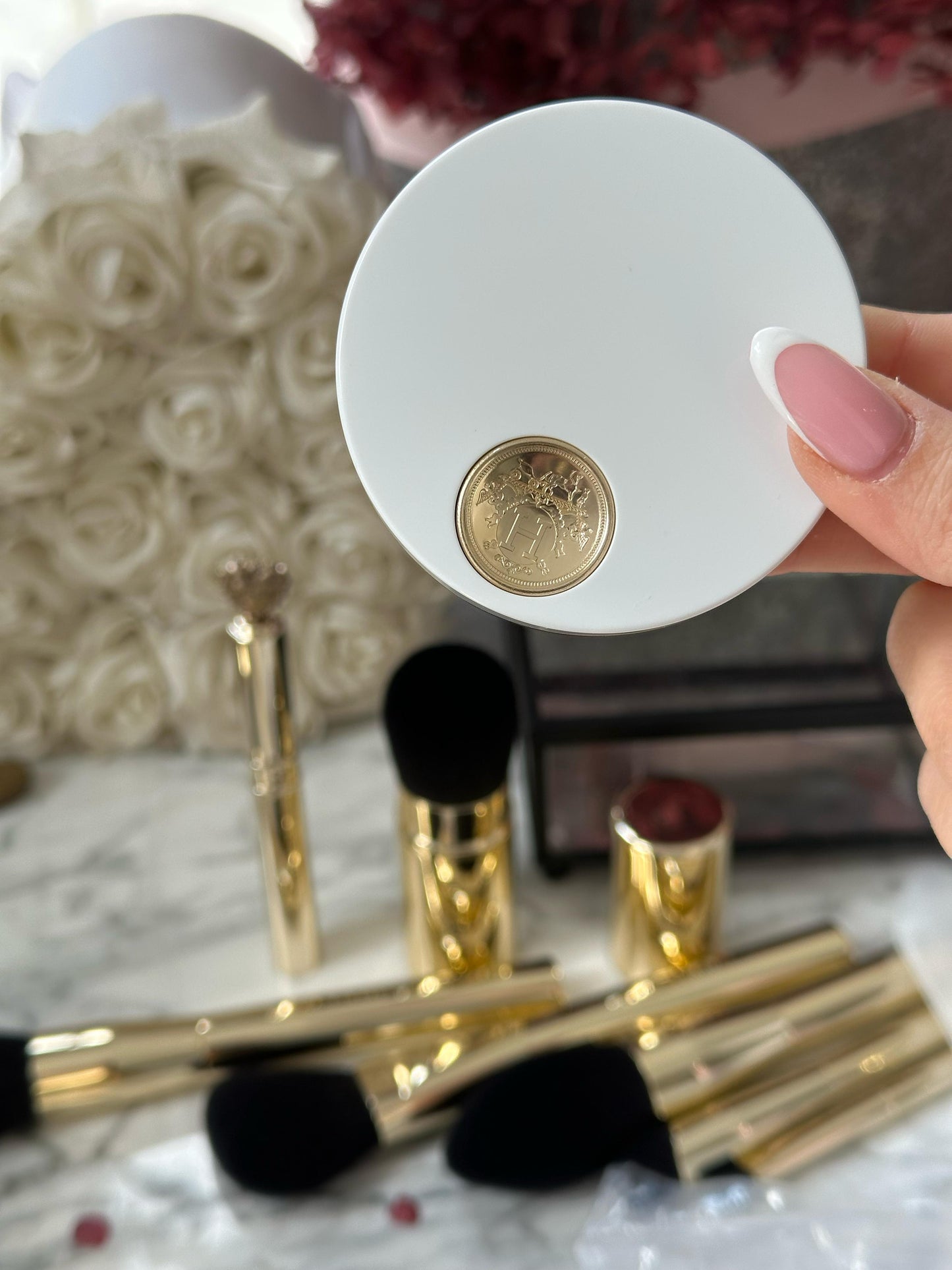 HERMÈS Limited Edition Powders
- 24 Faubourg Face and Eye Illuminating Powder