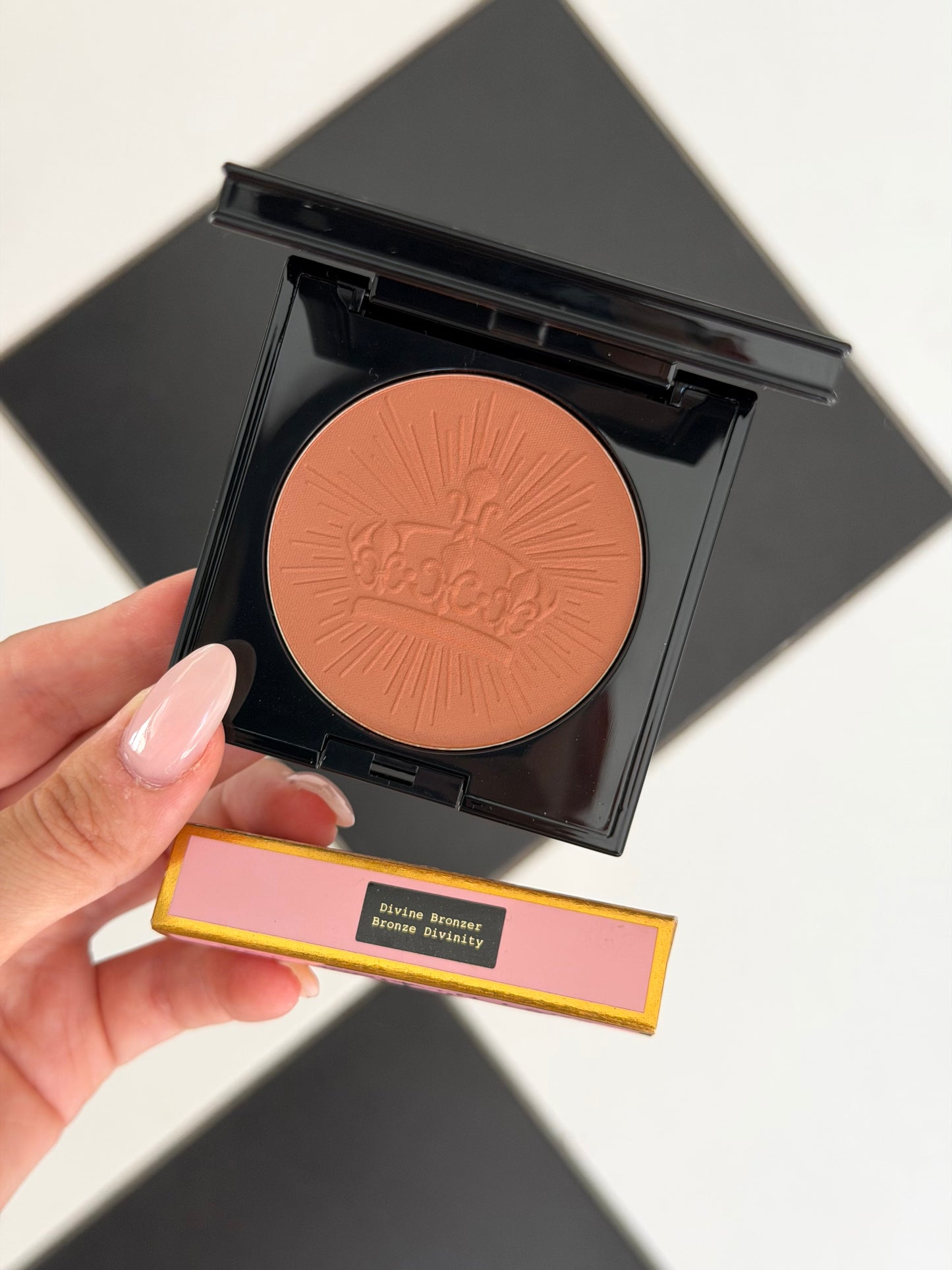 PAT McGRATH LABS Divine Bronzer - Bronze Divinity