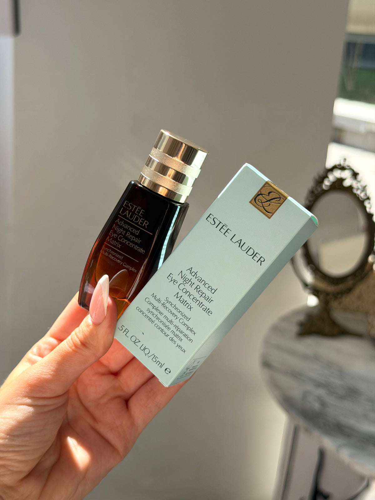 ESTEE LAUDER Advanced Night Repair Eye Concentrate Matrix Synchronized Multi-Recovery Eye Cream