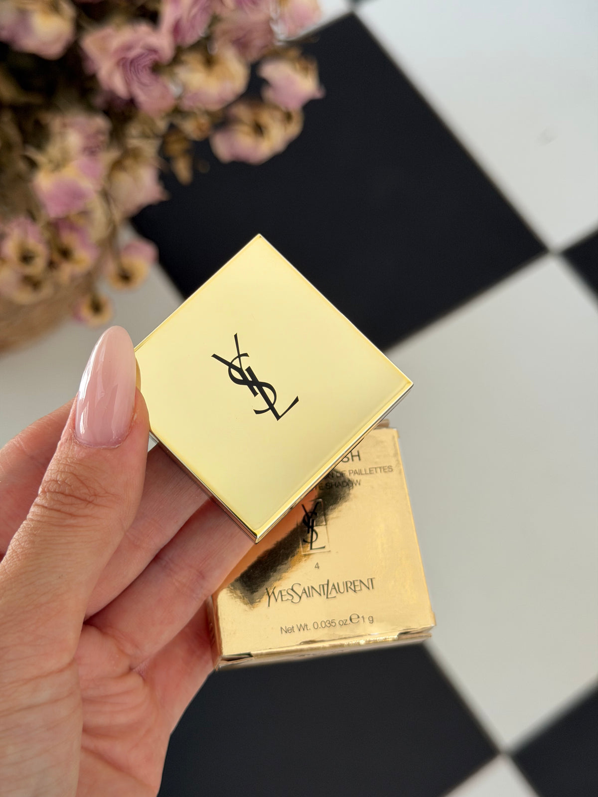 YSL Satin Crush Mono Eyeshadow (4)
