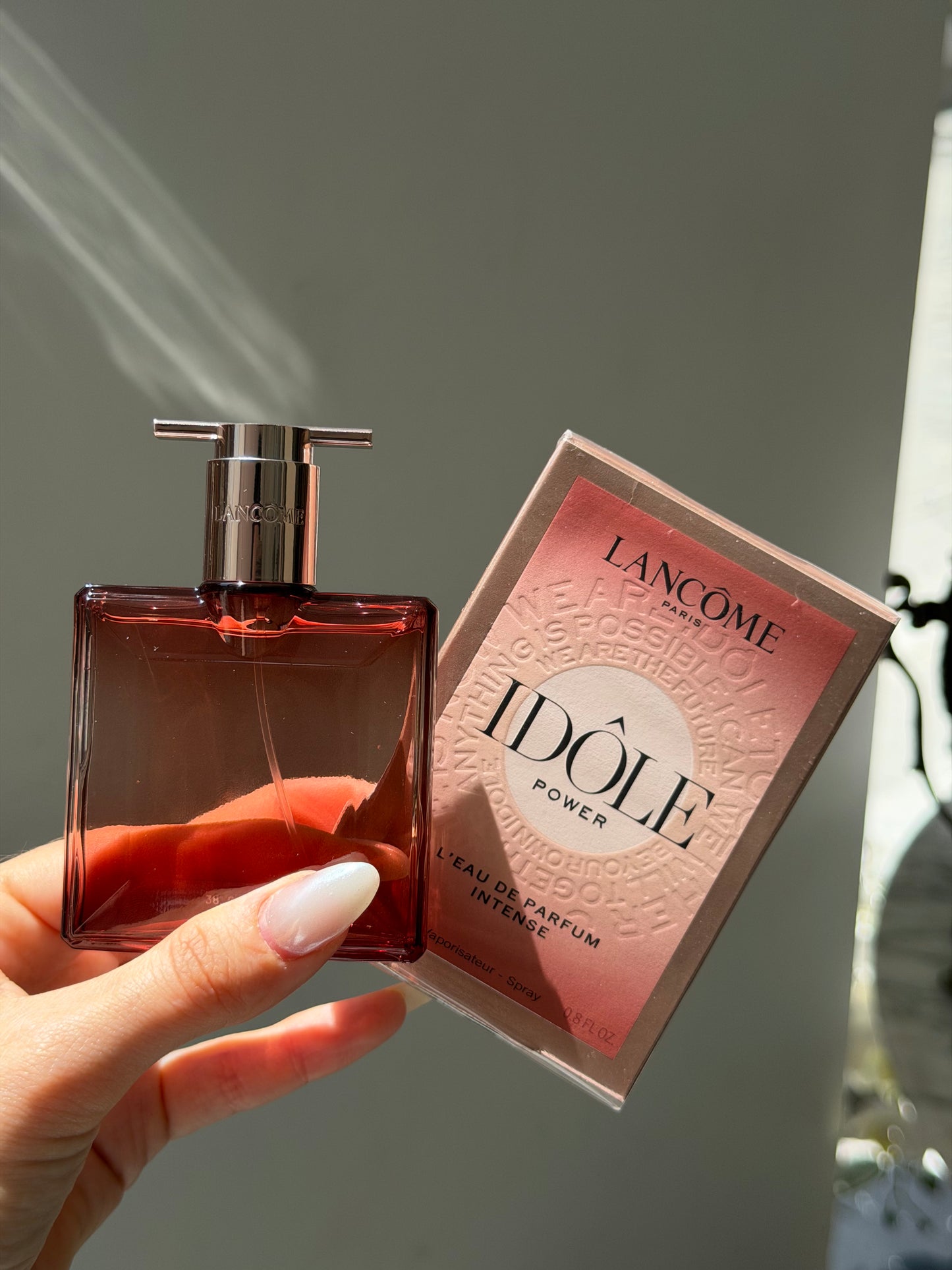 LANCÔME Idole Power Eau De Parfum Intense
Fruity and Woody