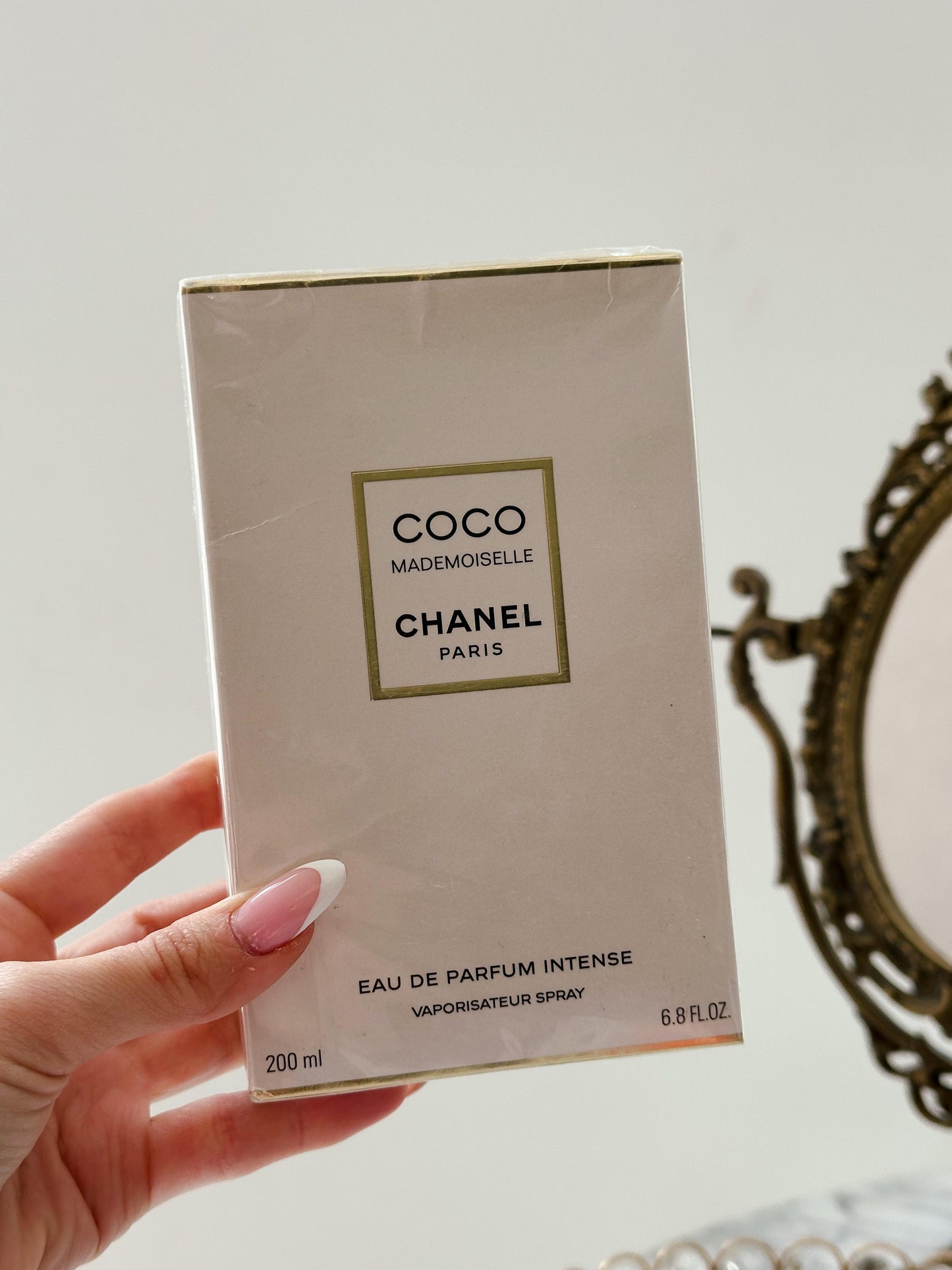 CHANEL Coco Mademoiselle
Eau De Parfum Intense