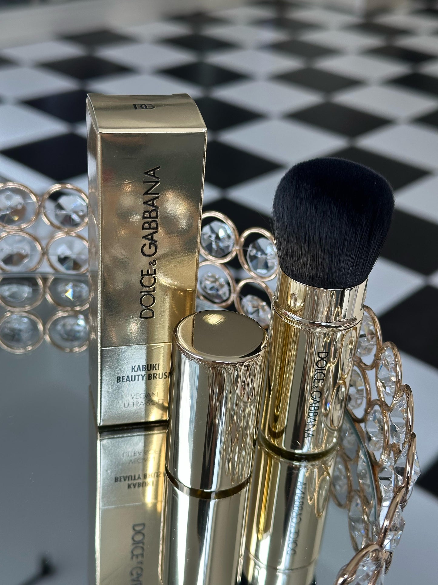 DOLCE&GABBANA Kabuki Beauty Brush
Vegan - Ultra-Soft