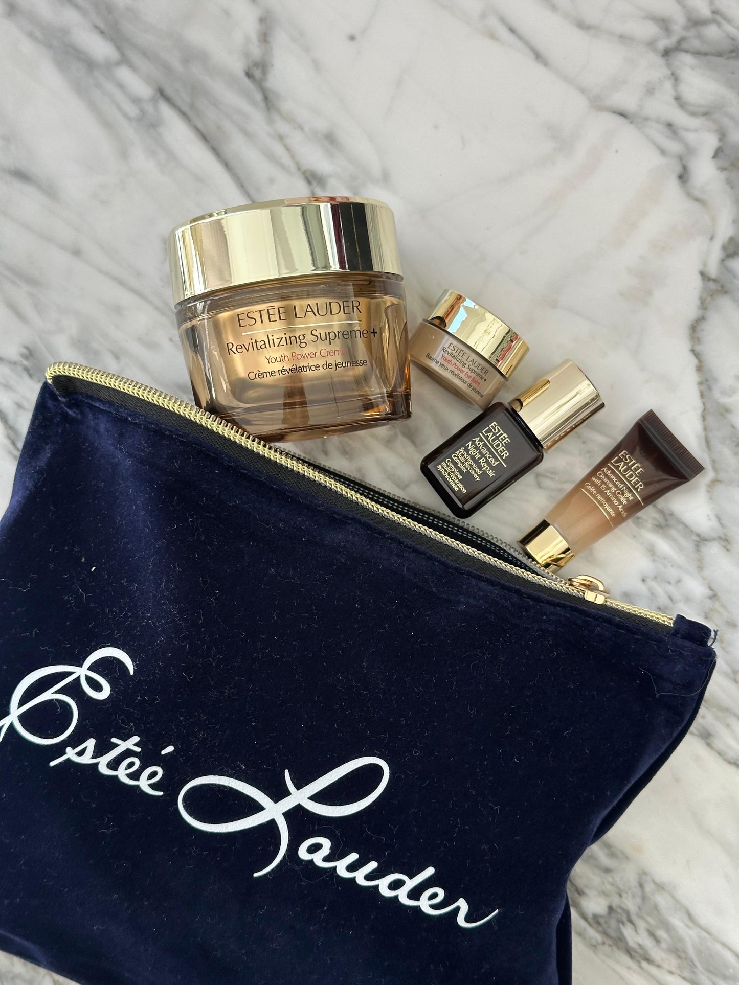 ESTÉE LAUDER
Revitalizing Supreme+ Deluxe Skincare Gift Set