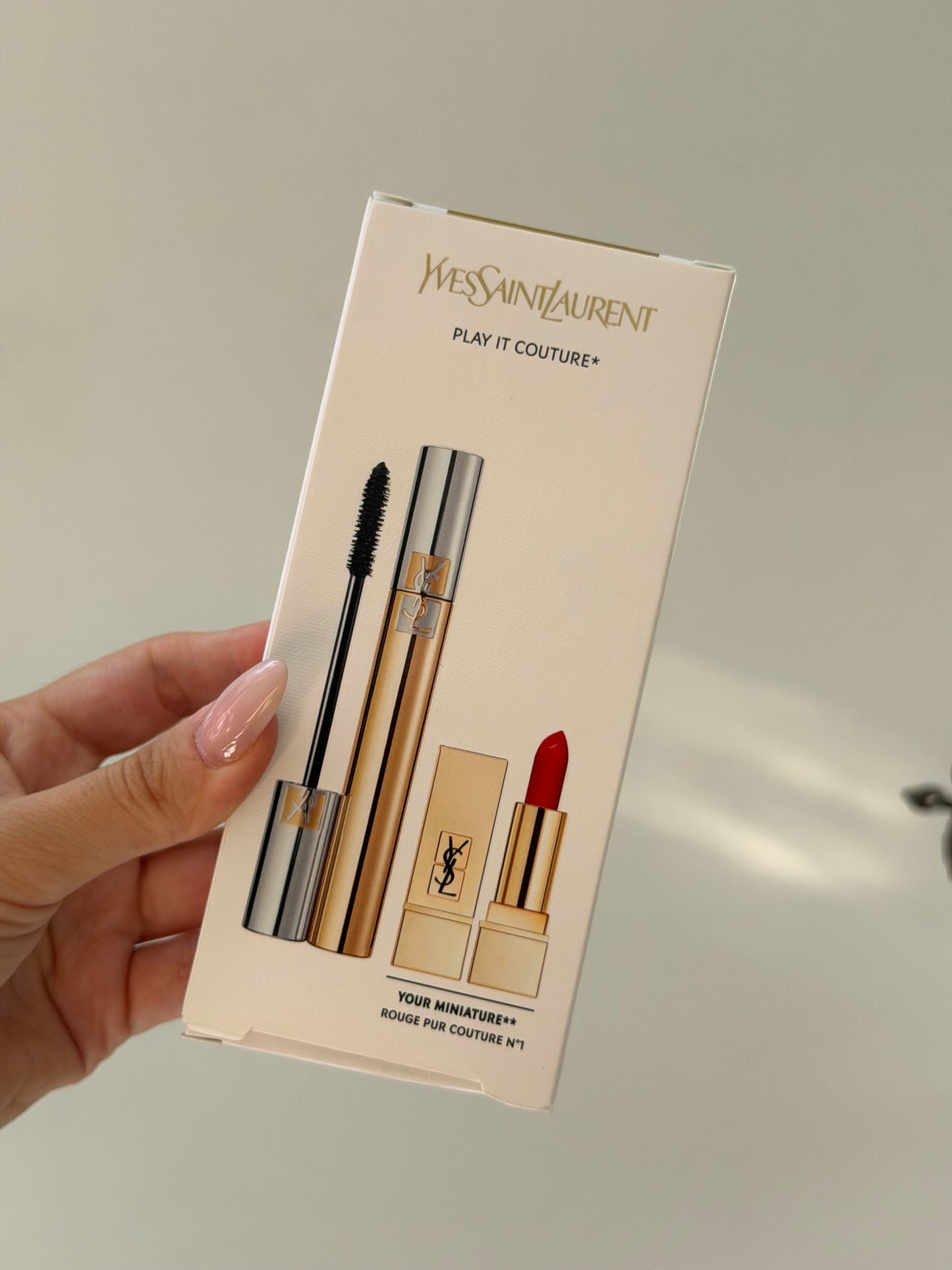 YSL Gift Set Mascara Volume Effet Faux Cils + Mini Rouge Pur Couture N^1