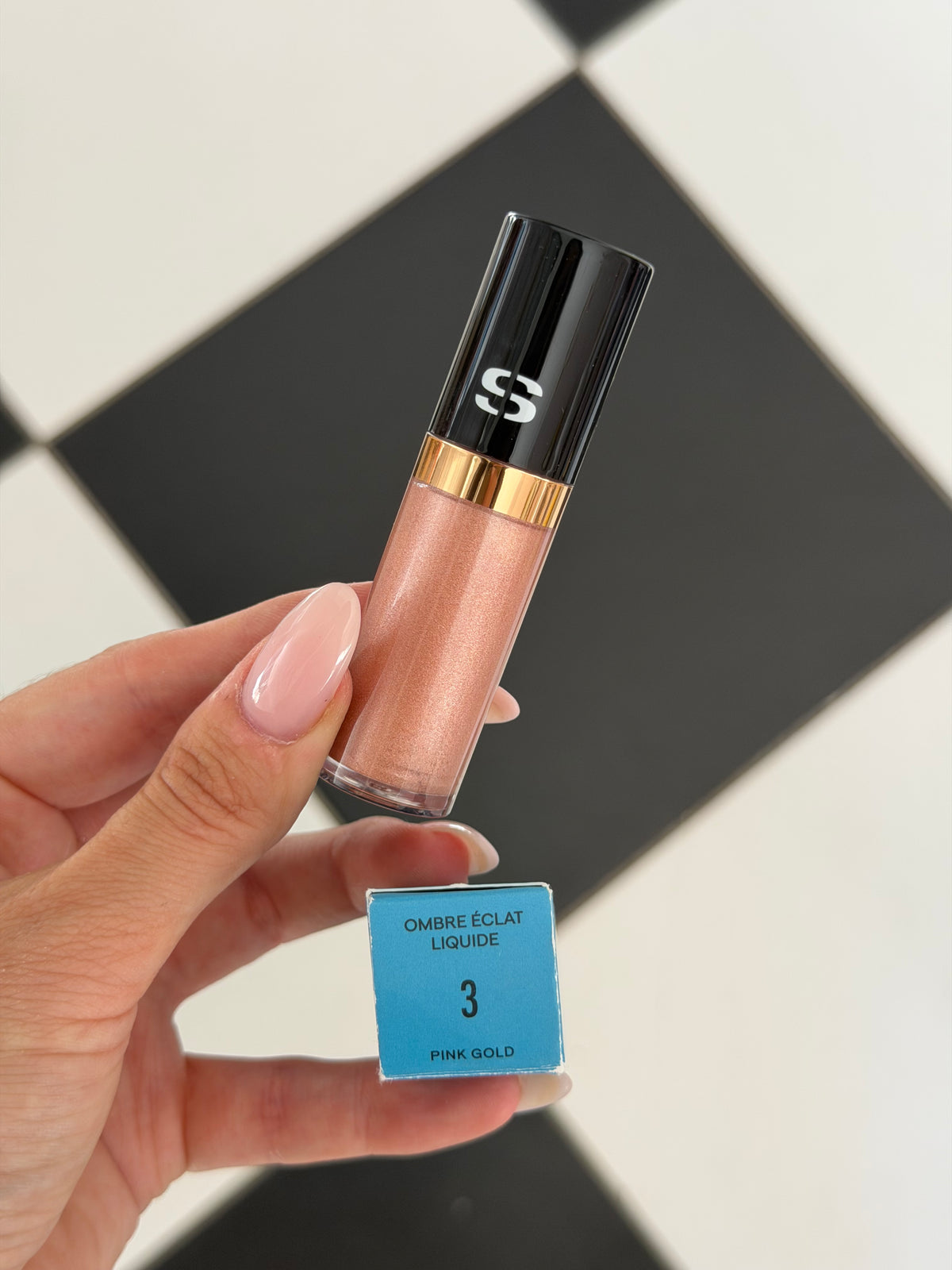 SISLEY Ombre Éclat Longwear Liquide Eyeshadow (3)