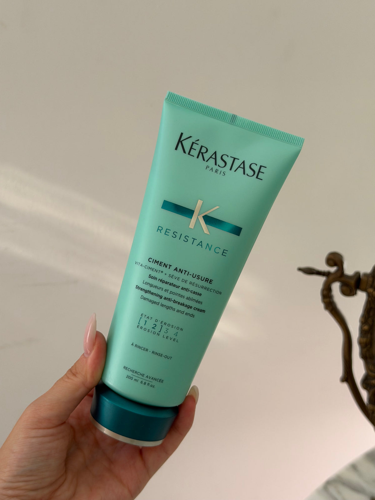 KERASTASE Resistance Ciment Anti-Usure Conditioner For Weak And Damaged Hair