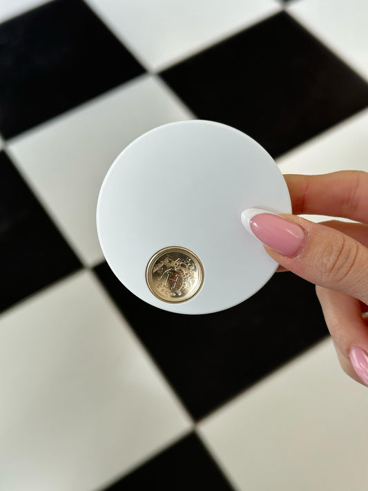 HERMÈS Limited Edition Powders
- 24 Faubourg Face and Eye Illuminating Powder