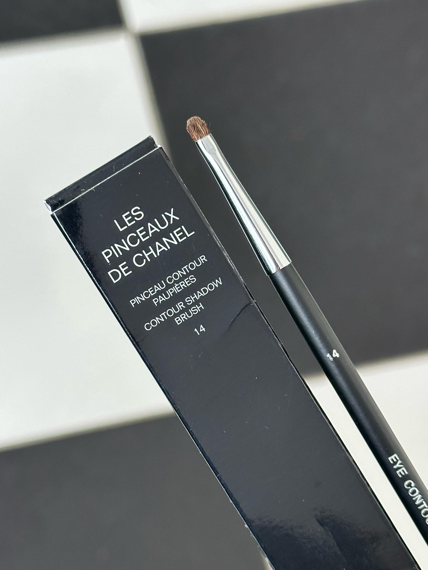 CHANEL Les Pinceaux De Chanel Contour Shadow Brush (14)