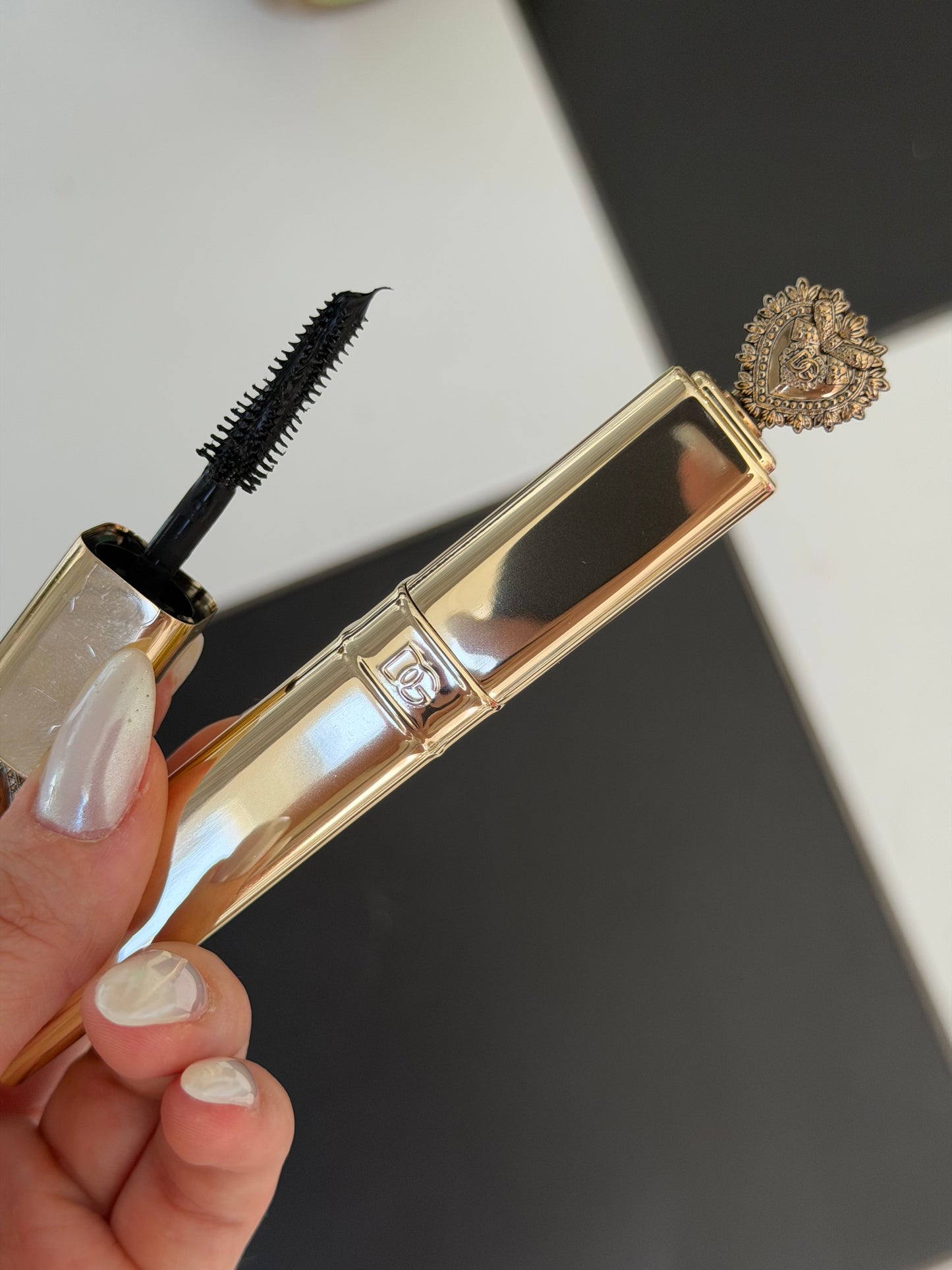 DOLCE&GABBANA
Everfull XL Mascara 36H Extreme Volume & Lift