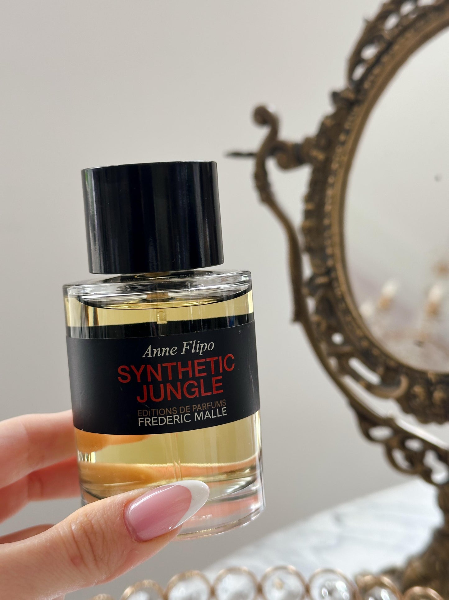 FREDERIC MALLE Synthetic Jungle
by Anne Flipo
Eau de Parfum - Floral Woody Green Notes