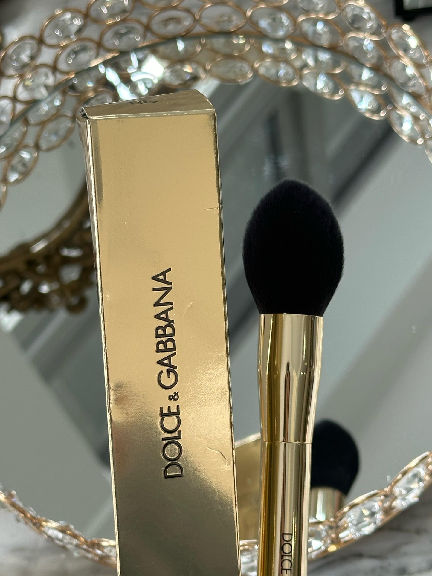 DOLCE&GABBANA Powder & Highlighter Beauty Brush
Vegan - Ultra-Soft