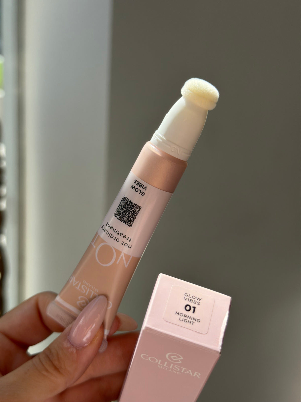 COLLISTAR Not Glow Vibes
Liquid Highlighter (01)