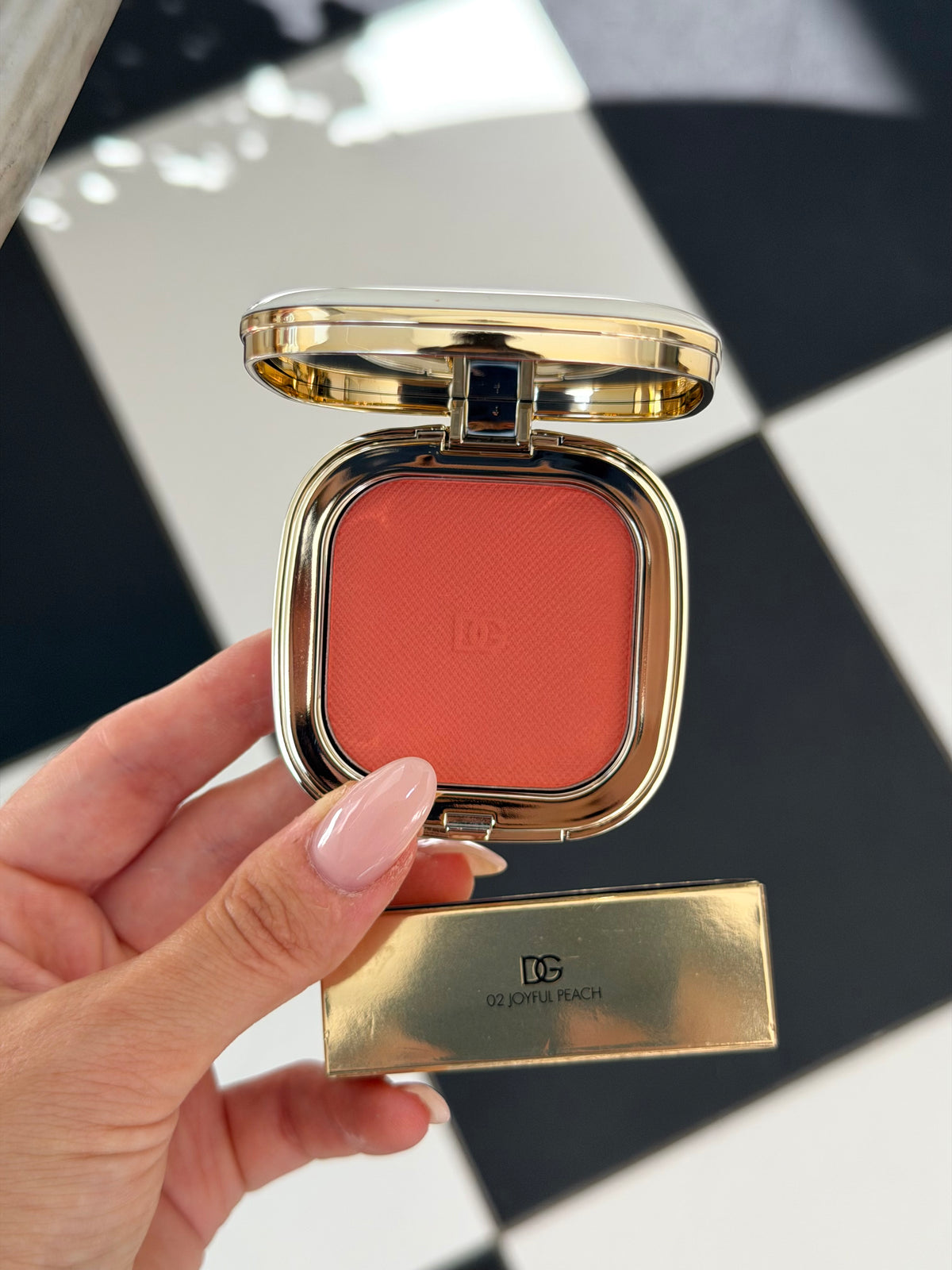 DOLCE&GABBANA
Cheek&Eyes Match - Lasting Blush & Eyshadow Powder (02)