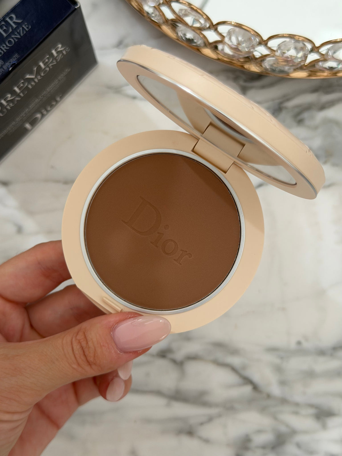 DIOR Forever Natural Bronze
Healthy Glow Bronzing Powder (06)