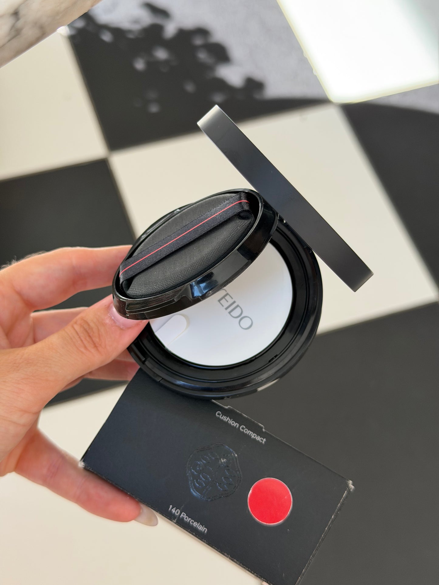SHISEIDO
Synchro Skin Self-Refreshing Cushion Compact Foundation SPF35