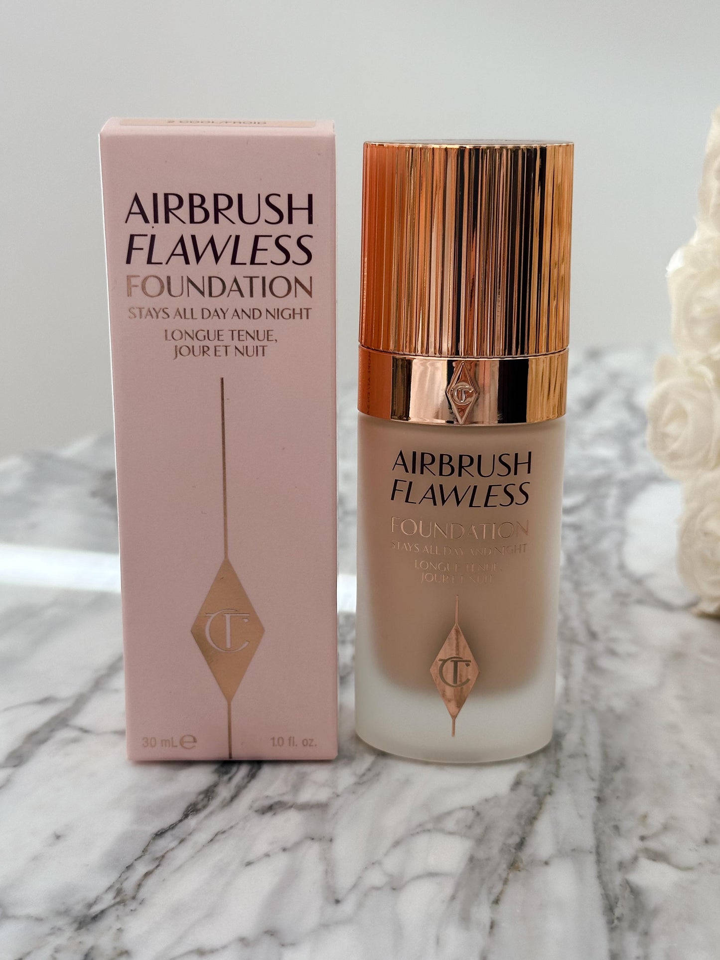 CHARLOTTE TILBURY Airbrush Flawless Foundation - Stays All Day And Night