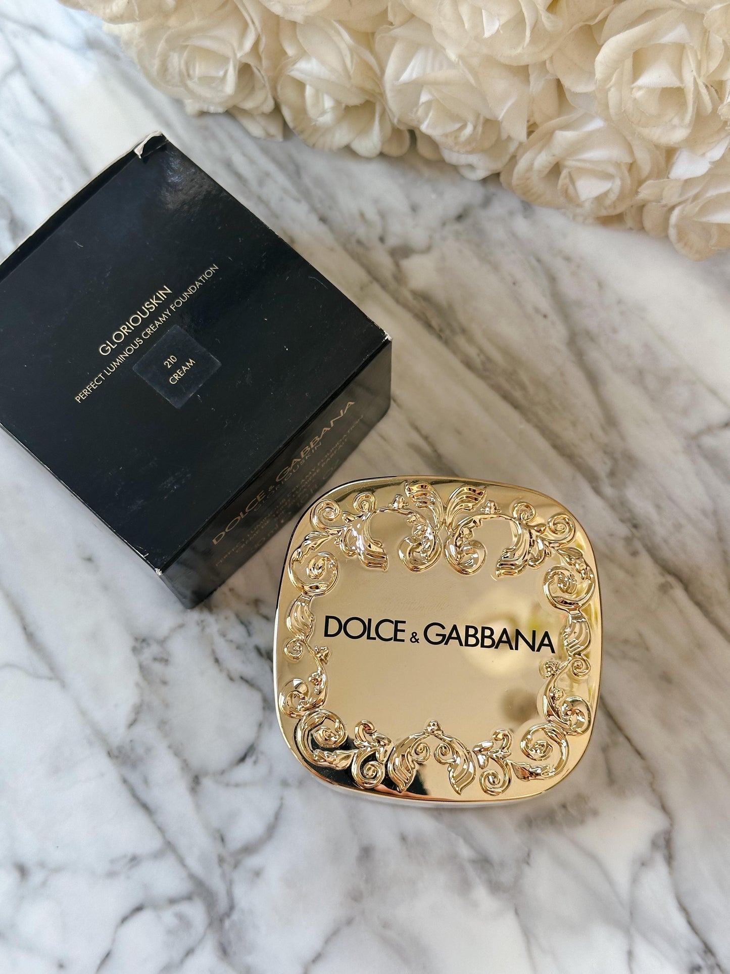 DOLCE&GABBANA
Gloriouskin Perfect Luminous Creamy Foundation SPF20