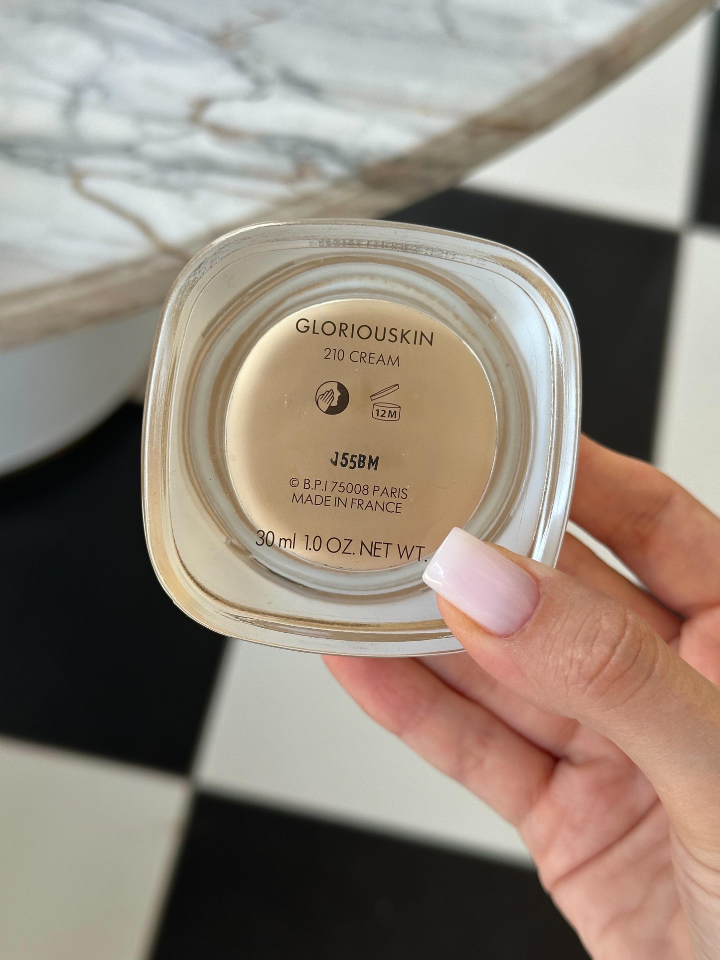DOLCE&GABBANA
Gloriouskin Perfect Luminous Creamy Foundation SPF20