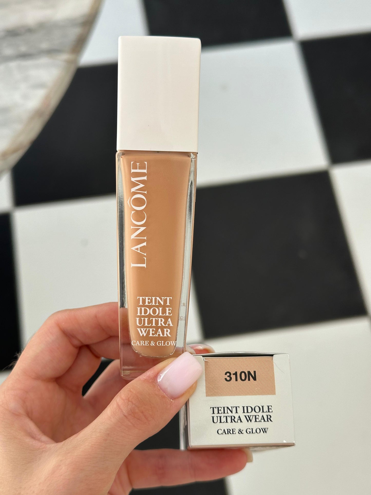 LANCÔME Teint Idôle Ultra Wear Care & Glow Serum Foundation SPF25