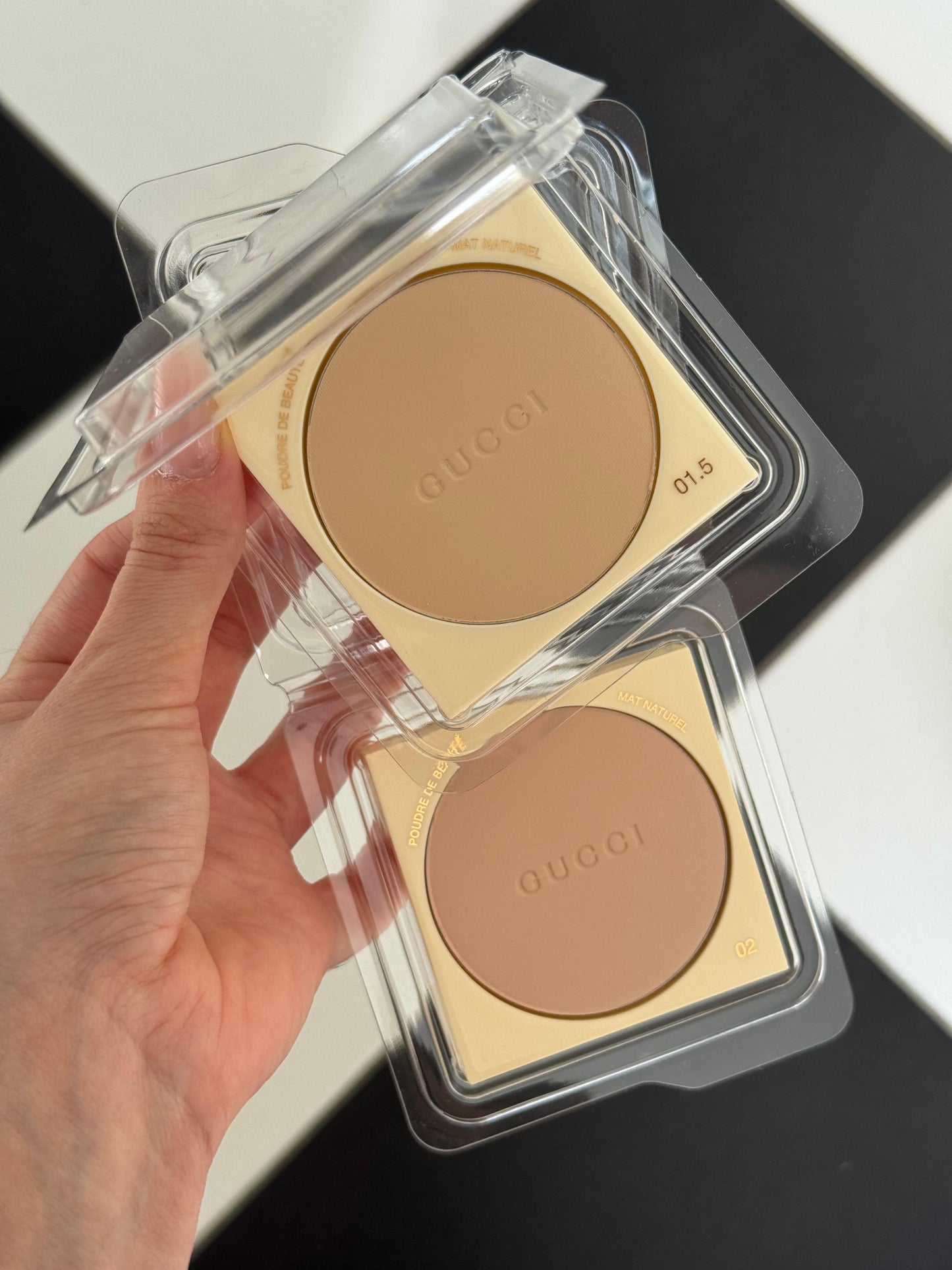 GUCCI Poudre De Beauté Mat Naturel - Face Powder (01.5)