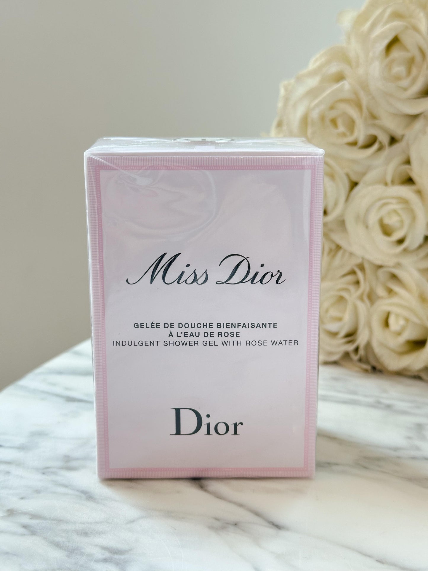 DIOR Miss Dior Indulgent Shower Gel with Rose Water
Foaming Shower Gel for the Body