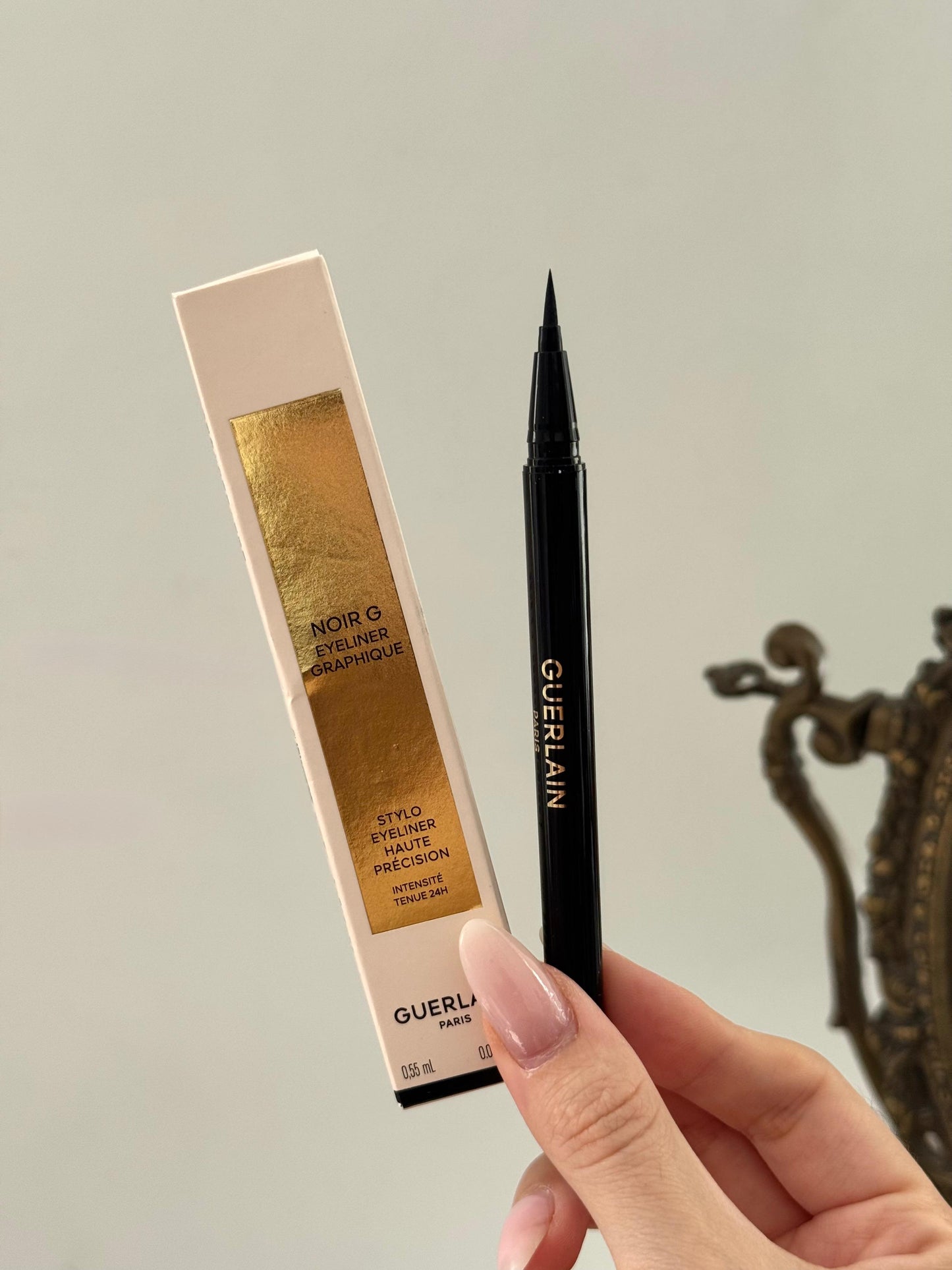 GUERLAIN Noir G Stylo Eyeliner Graphique