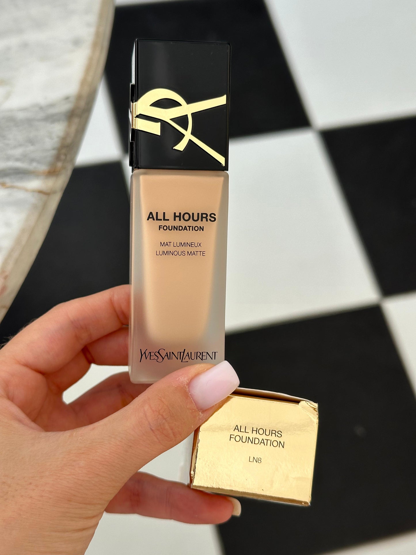 YSL All Hours Foundation - Luminous Matte (LN8)