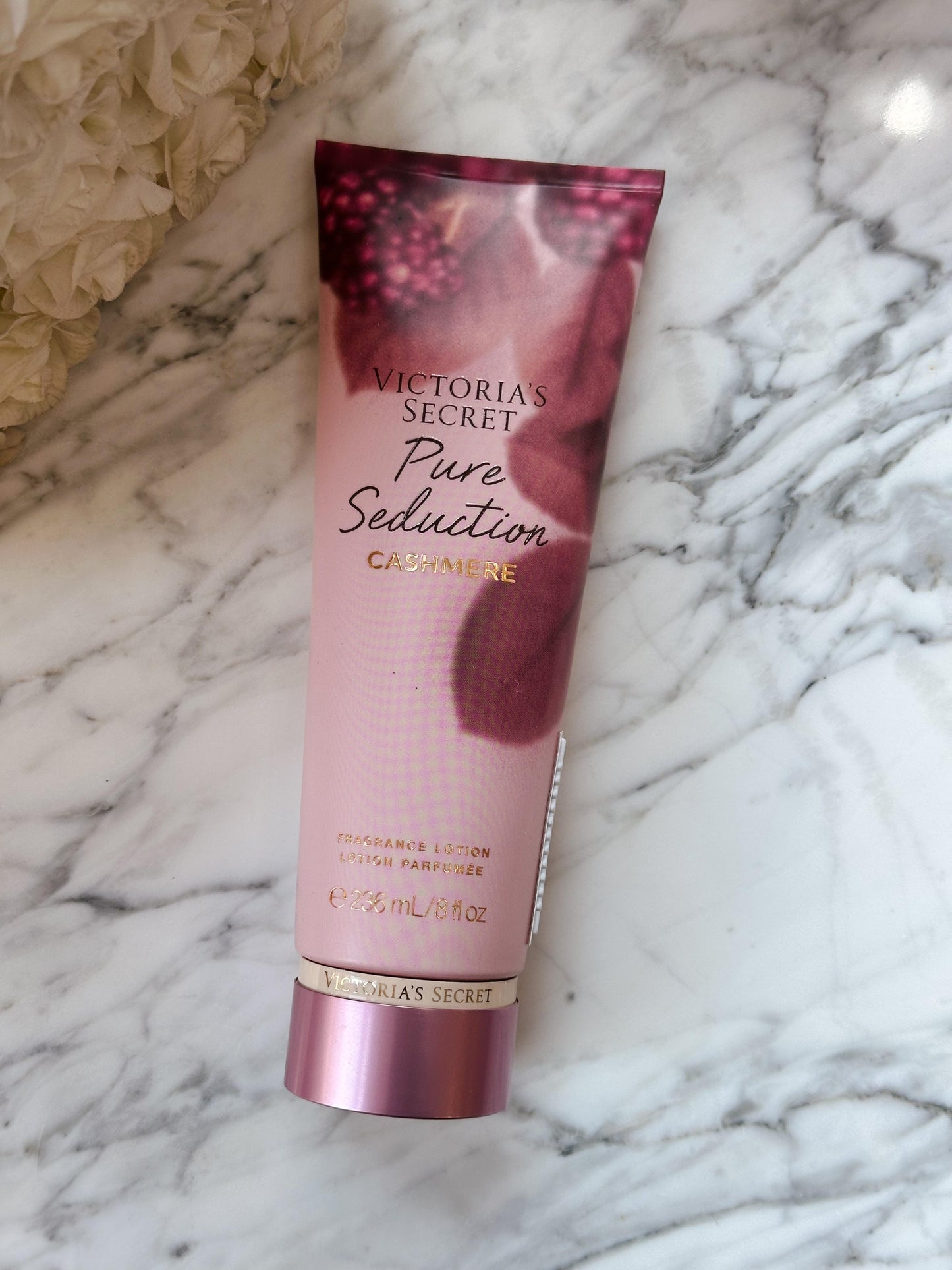 VICTORIA’S SECRET Pure Seduction Cashmere
Body Lotion