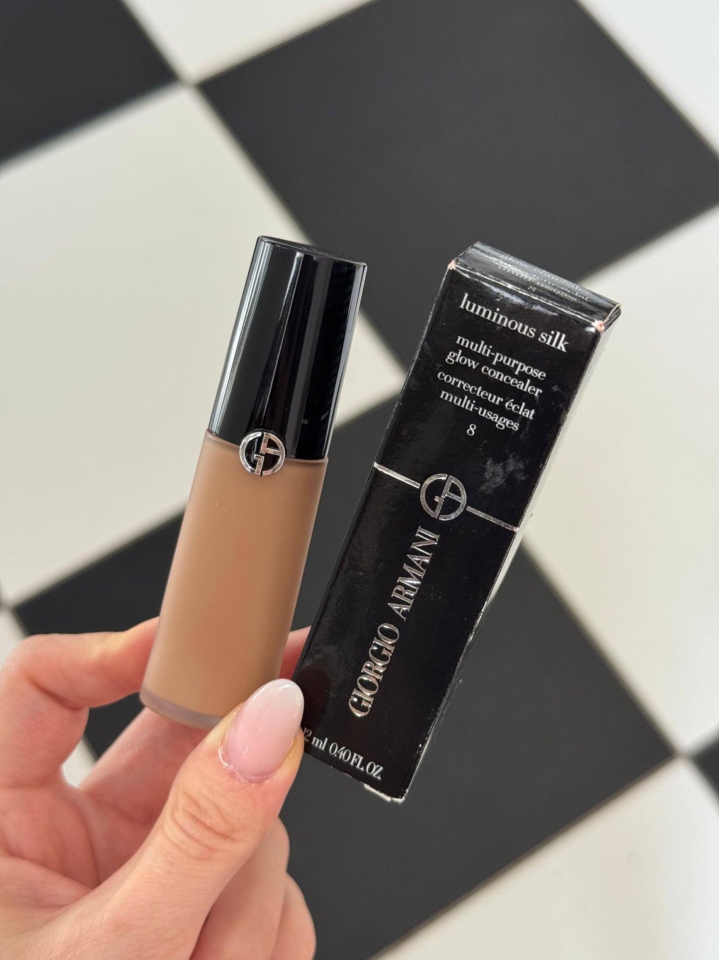 ARMANI Luminous Silk Hydrating & Brightening Concealer (8)