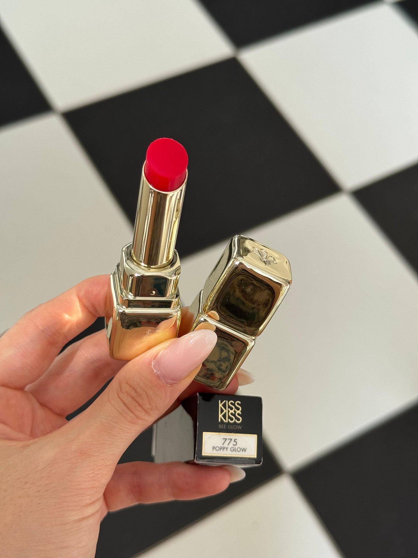 GUERLAIN Kiss Kiss Bee Glow - Color Reviving Lip Balm (775)