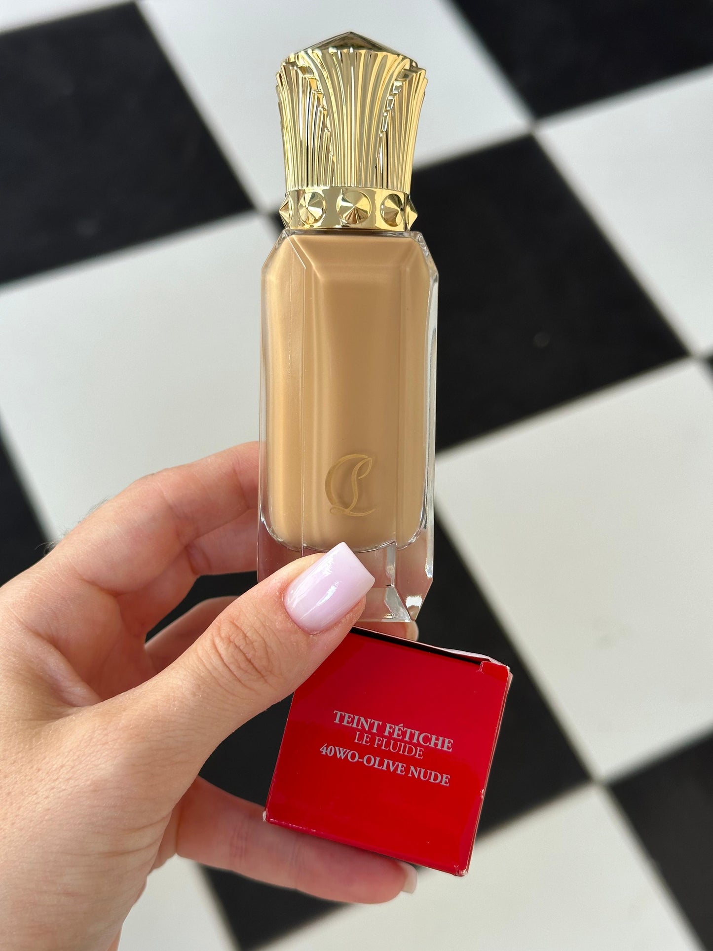 CHRISTIAN LOUBOUTIN Teint Fétiche Le Fluide Foundation