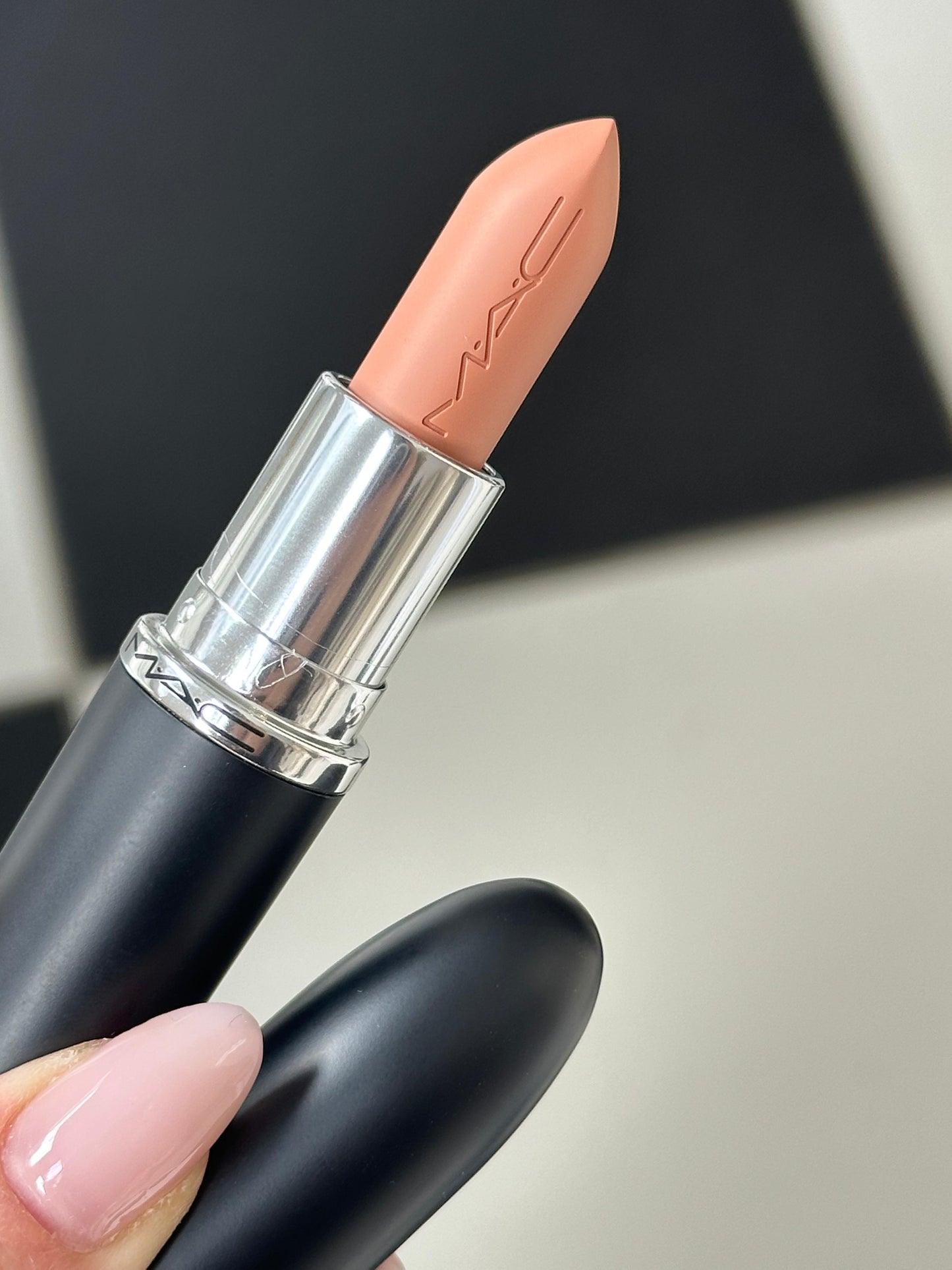 MAC Ximal Silky Matte Lipstick - Fleshpot
