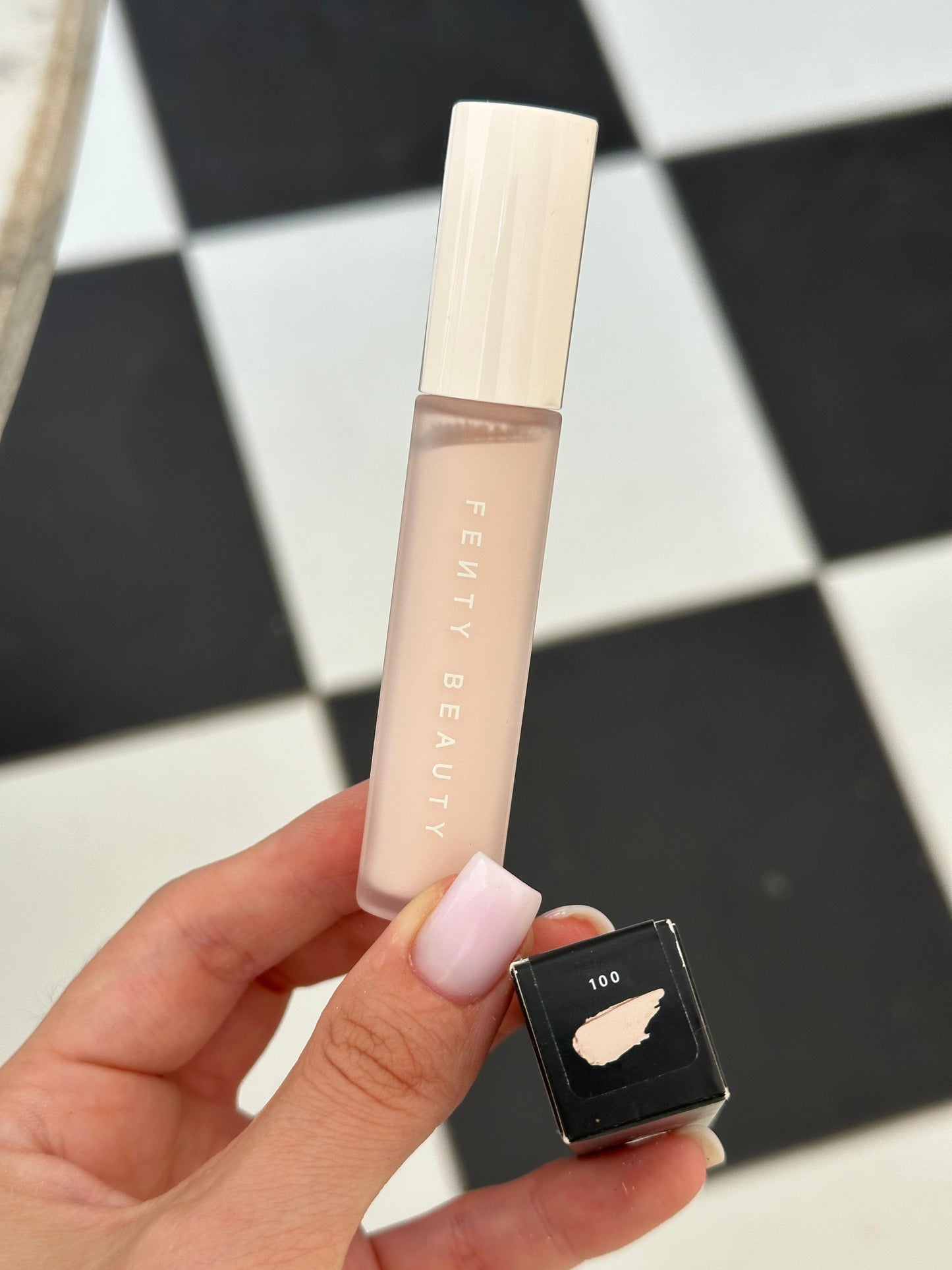 FENTY BEAUTY Pro Filt'r Instant Retouch Concealer (100)