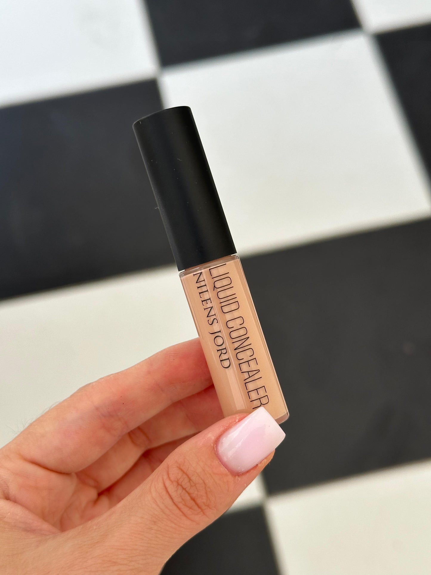 NILENS JORD
Liquid Concealer