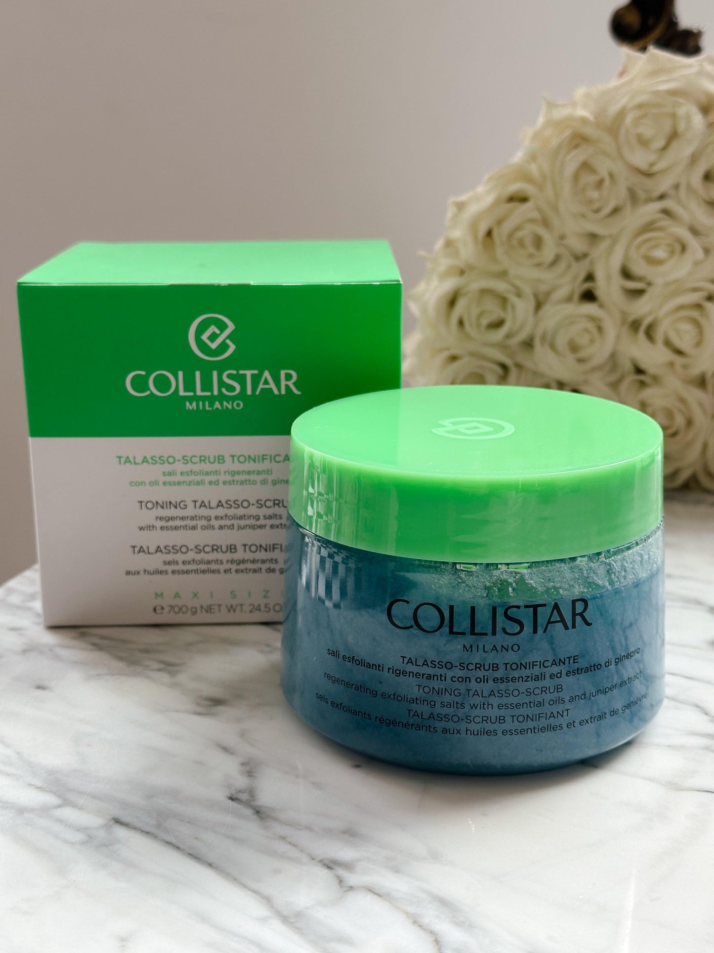 COLLISTAR
Toning Talasso-Scrub
Regenerating Exfoliating Salts With Essential Oils and Juniper Extract