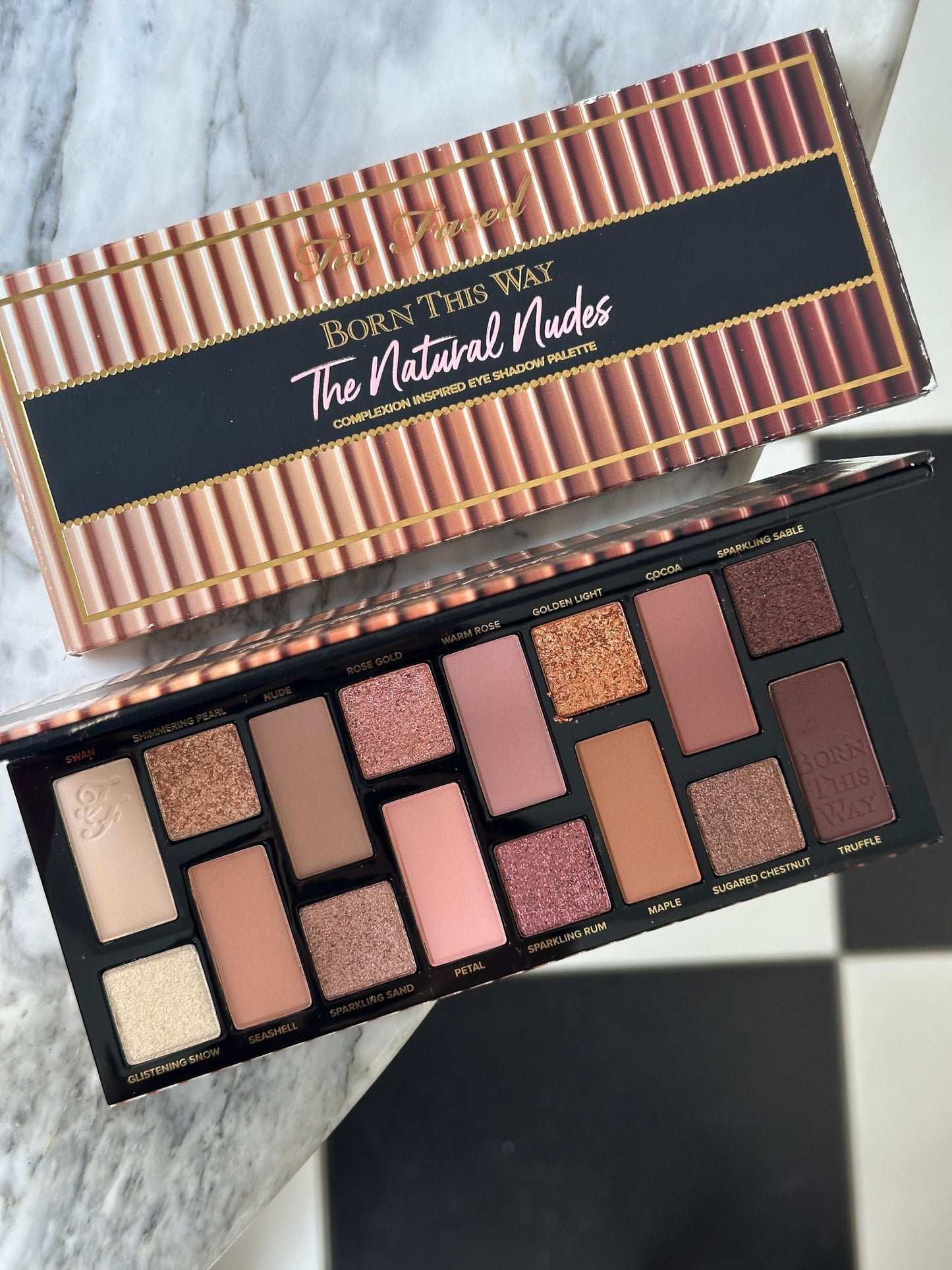 TOO FACED Born This Way The Natural Nudes Eye Shadow Palette
Rich, Creamy & Highly-Pigmented
