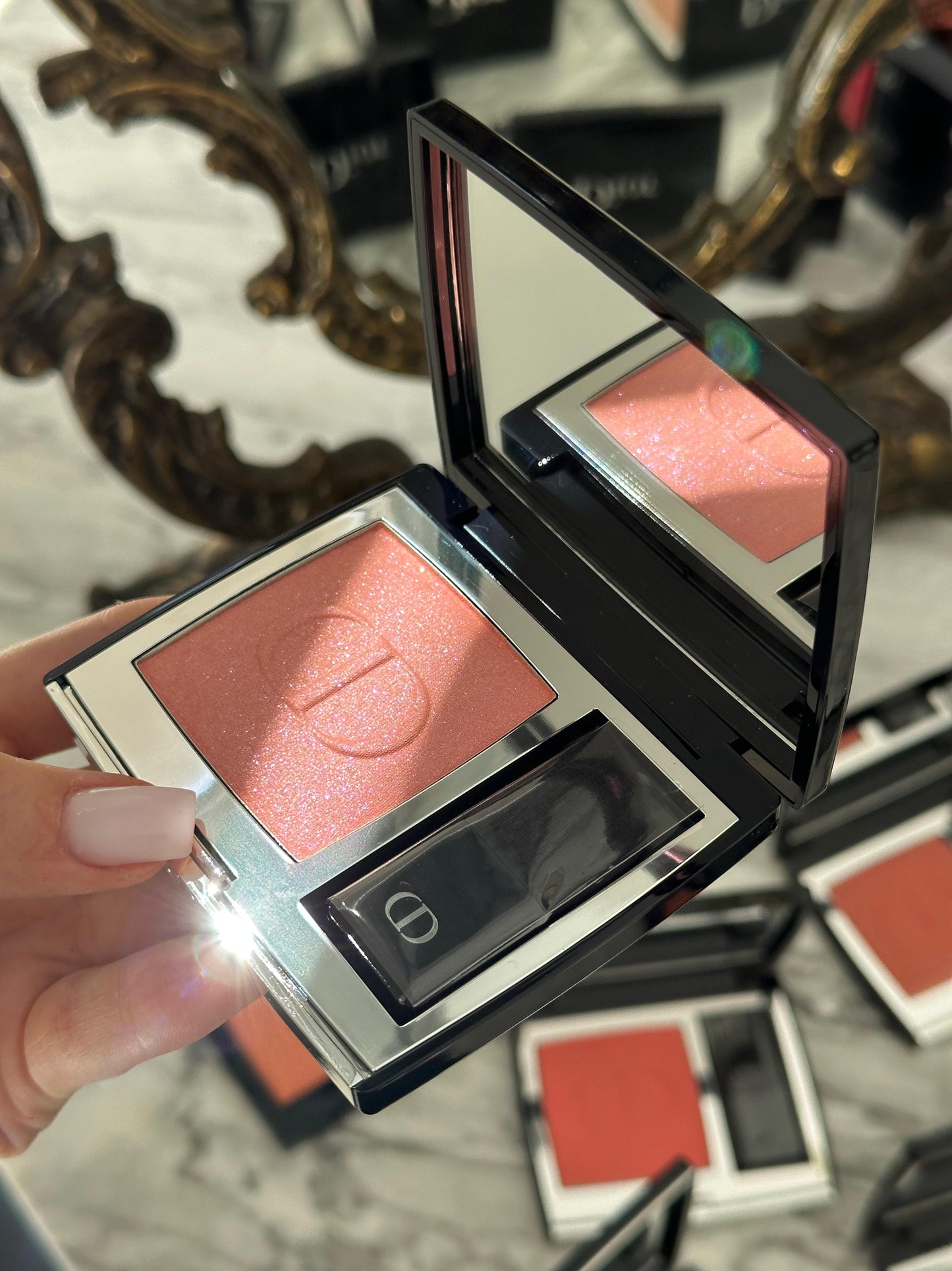 DIOR Rouge Blush
Couture Colour Makeup - Long Wear (601)