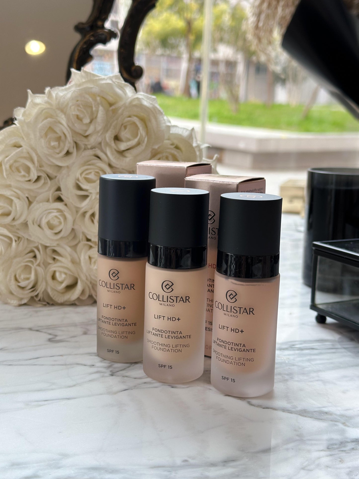COLLISTAR
Lift HD+ (3R) Smoothing Lifting Foundation SPF15
Waterproof - Medium Protection