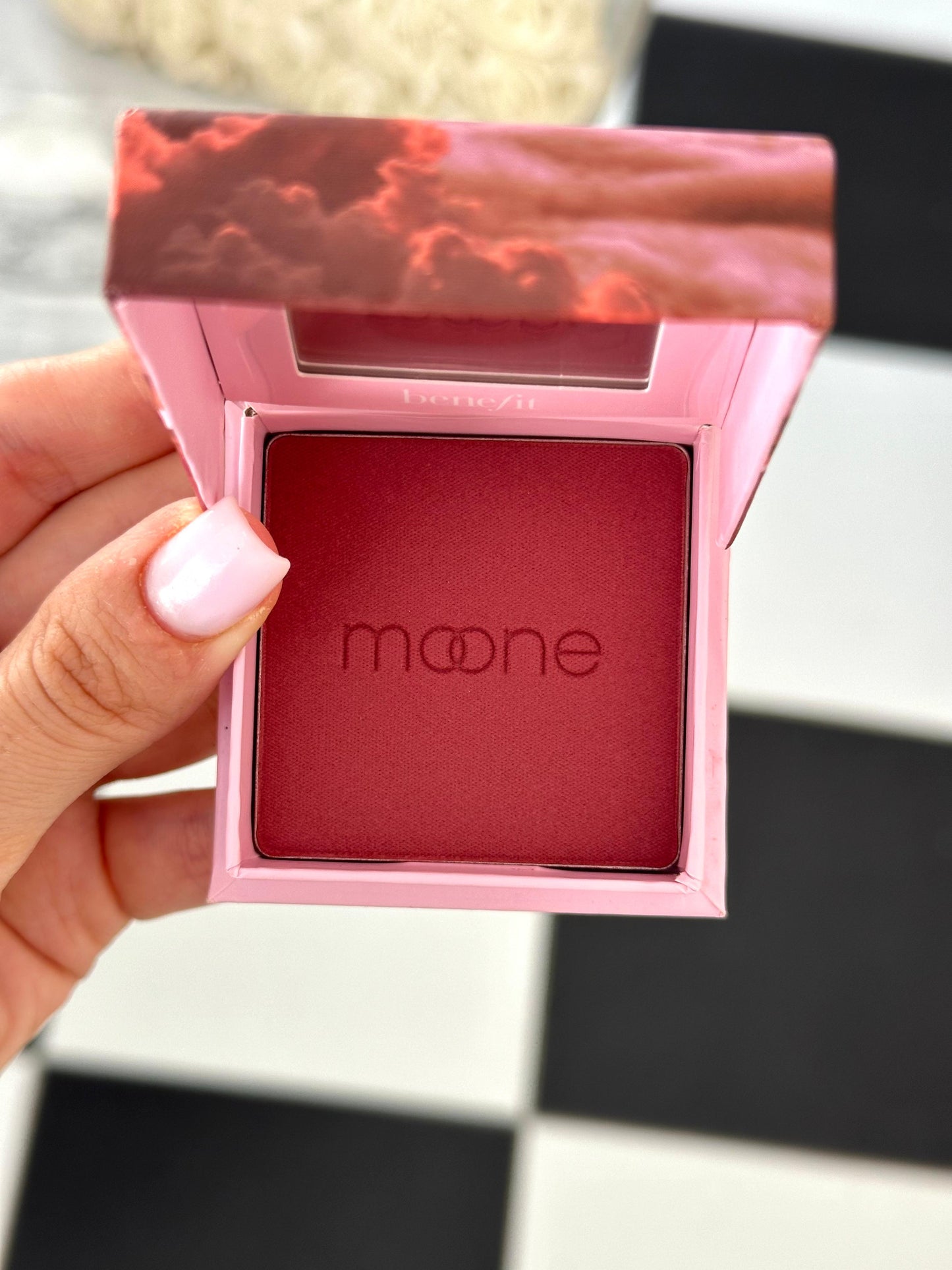 BENEFIT Moone
Rich Berry Blush
