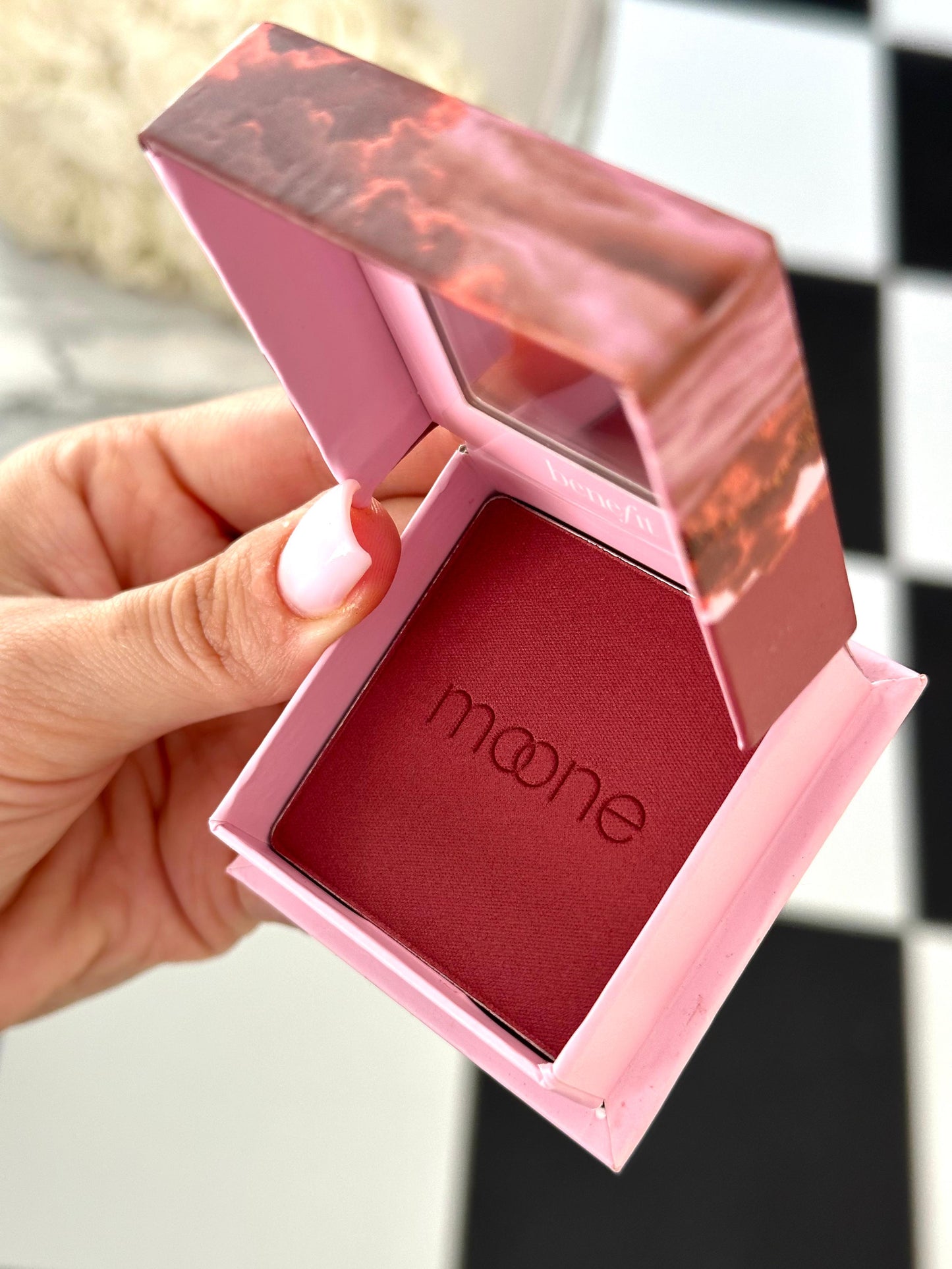 BENEFIT Moone
Rich Berry Blush