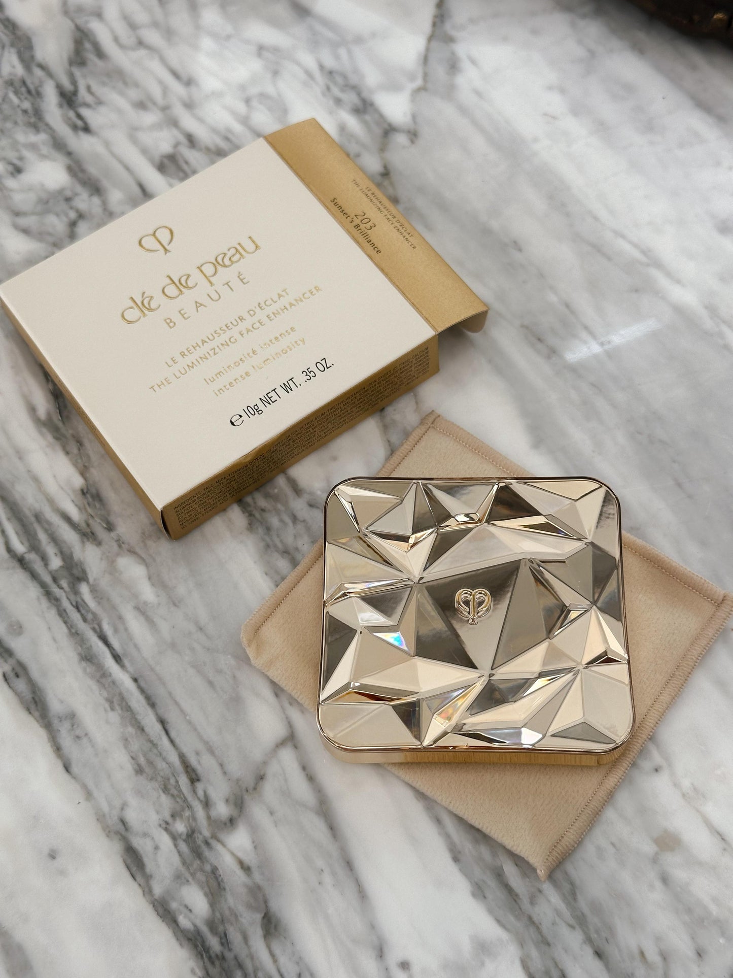 CLÉ DE PEAU BEAUTÉ Highlighter - The Luminizing Face Enhancer