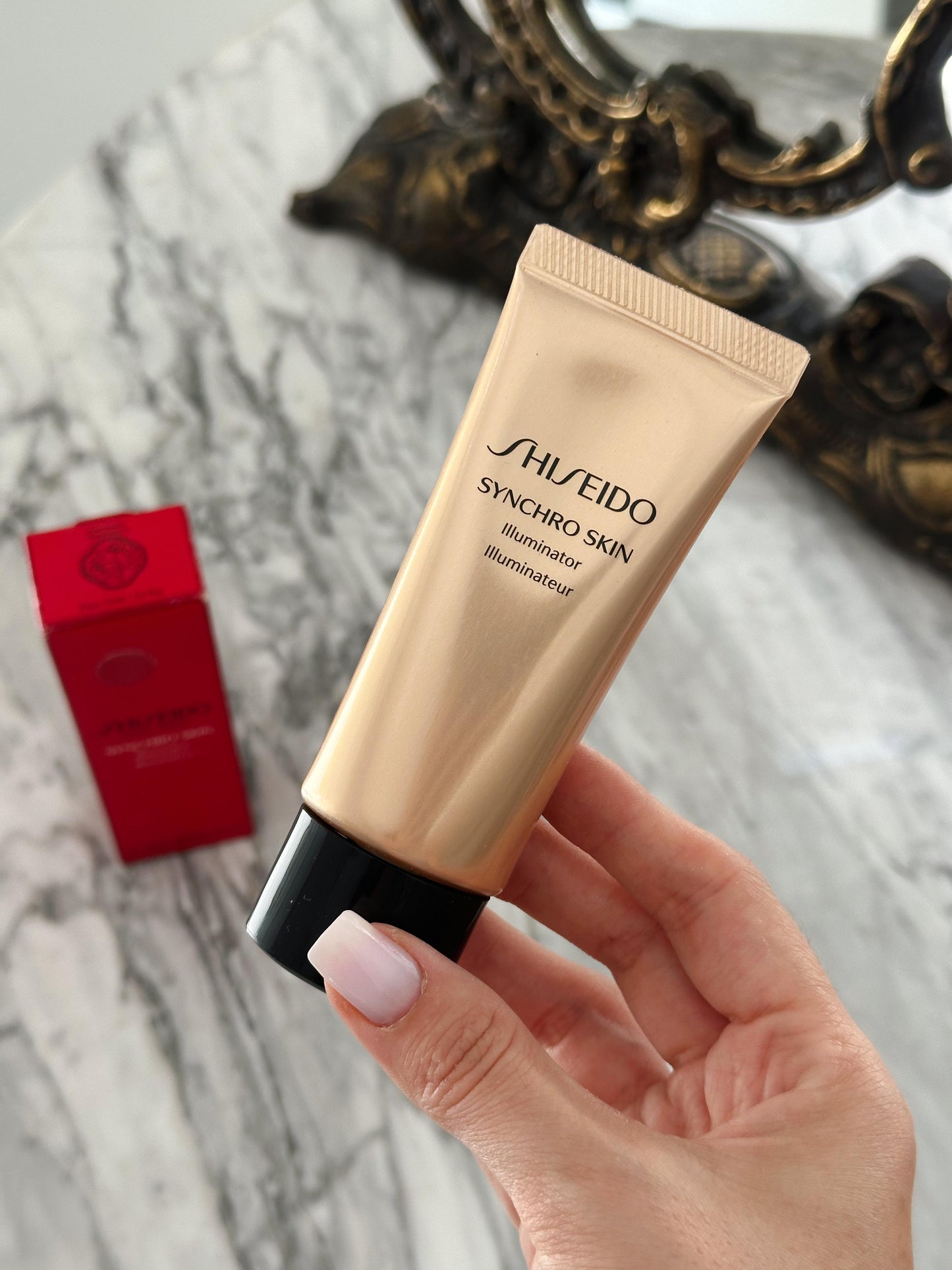 SHISEIDO
Synchro Skin Illuminator