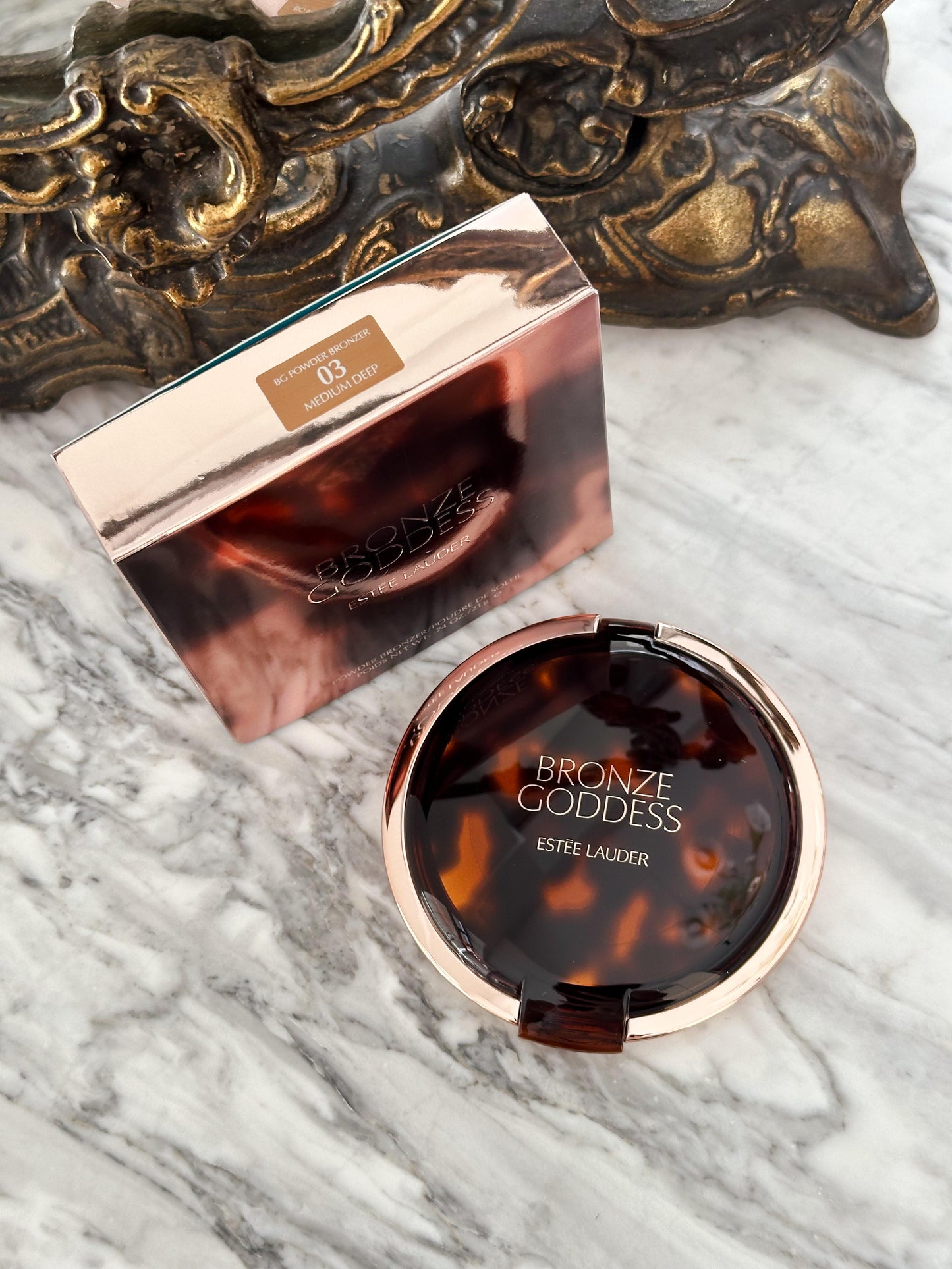 ESTÉE LAUDER Bronze Goddess (03)
Powder Bronzer