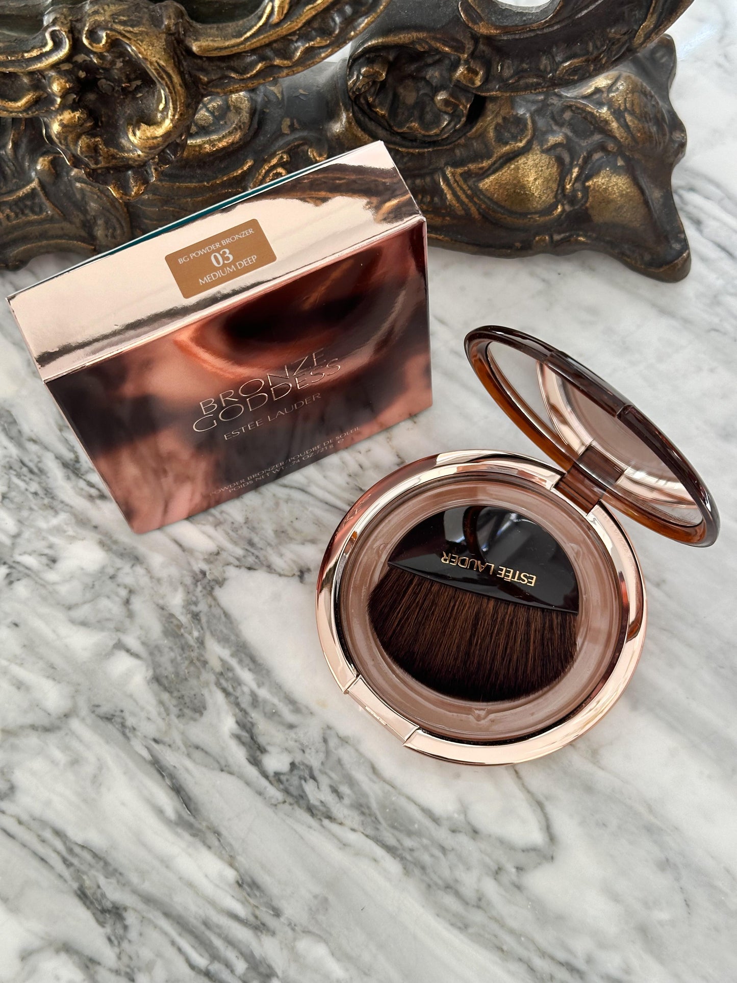 ESTÉE LAUDER Bronze Goddess (03)
Powder Bronzer