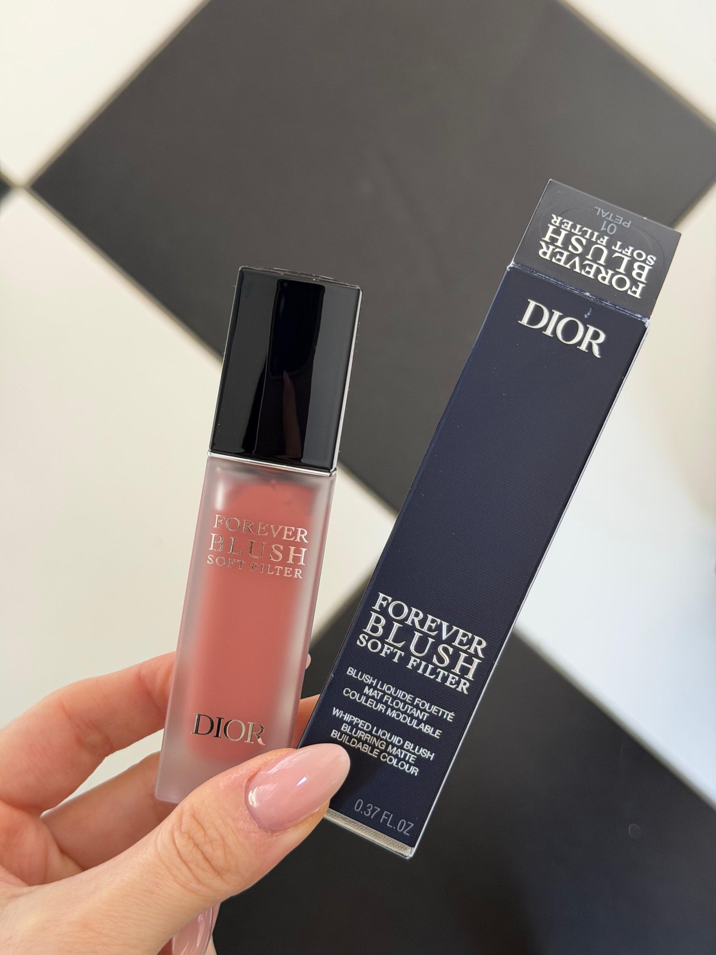 DIOR Forever Blush Soft Filter - Petal
Whipped Liquid, Blurring Matte Finish (01)