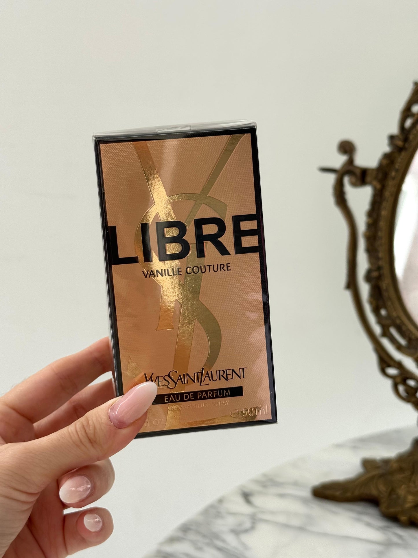 YSL Libre Vanille Couture Eau De Parfum - Limited Edition
With Vanilla And Orange Blossom