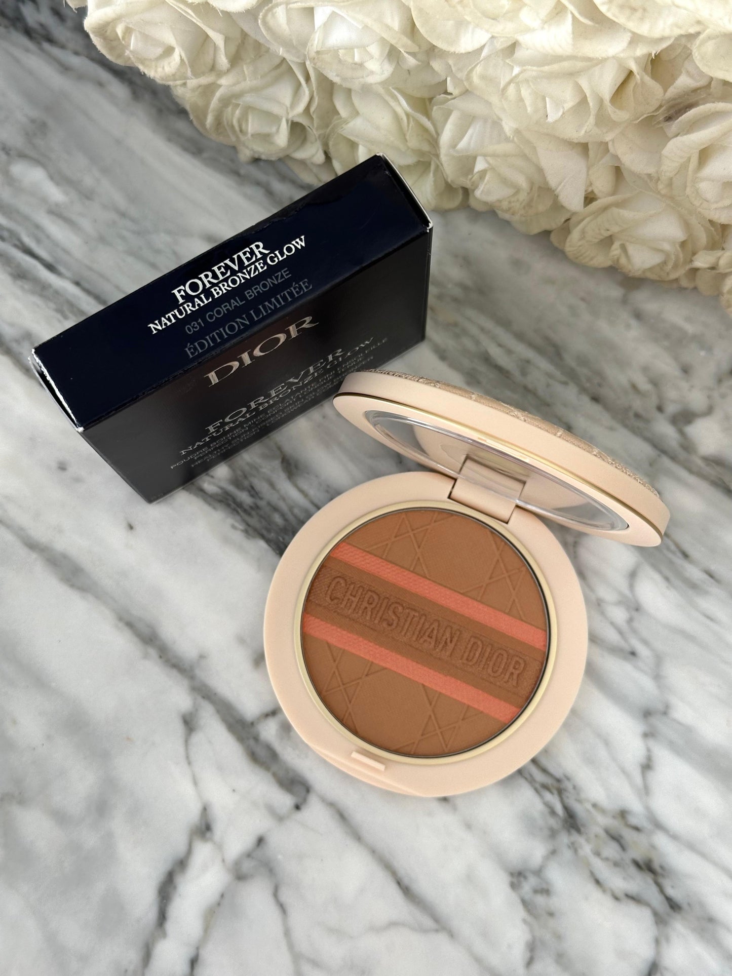 DIOR Forever Natural Bronze Glow - Limited Edition - Coral Bronze
Radiant Healthy Powder Sun-Kissed Finish