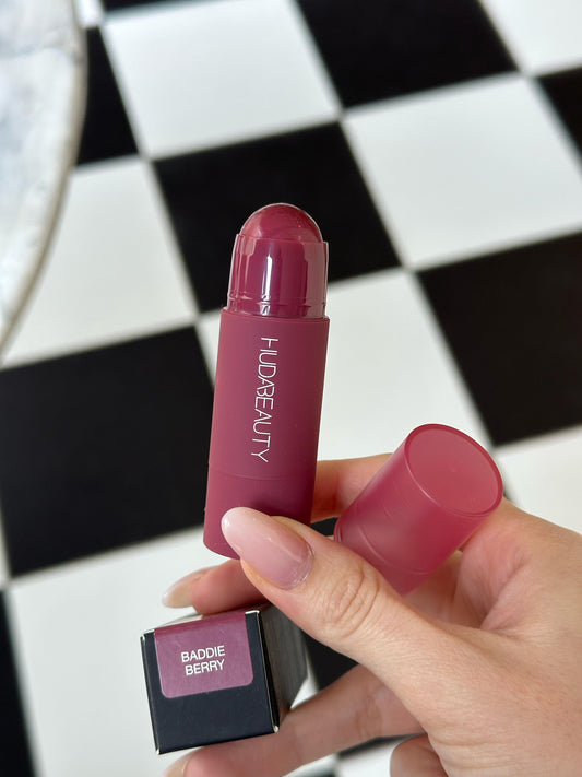 HUDA BEAUTY Cheeky Tint Blush Stick - Baddie Berry