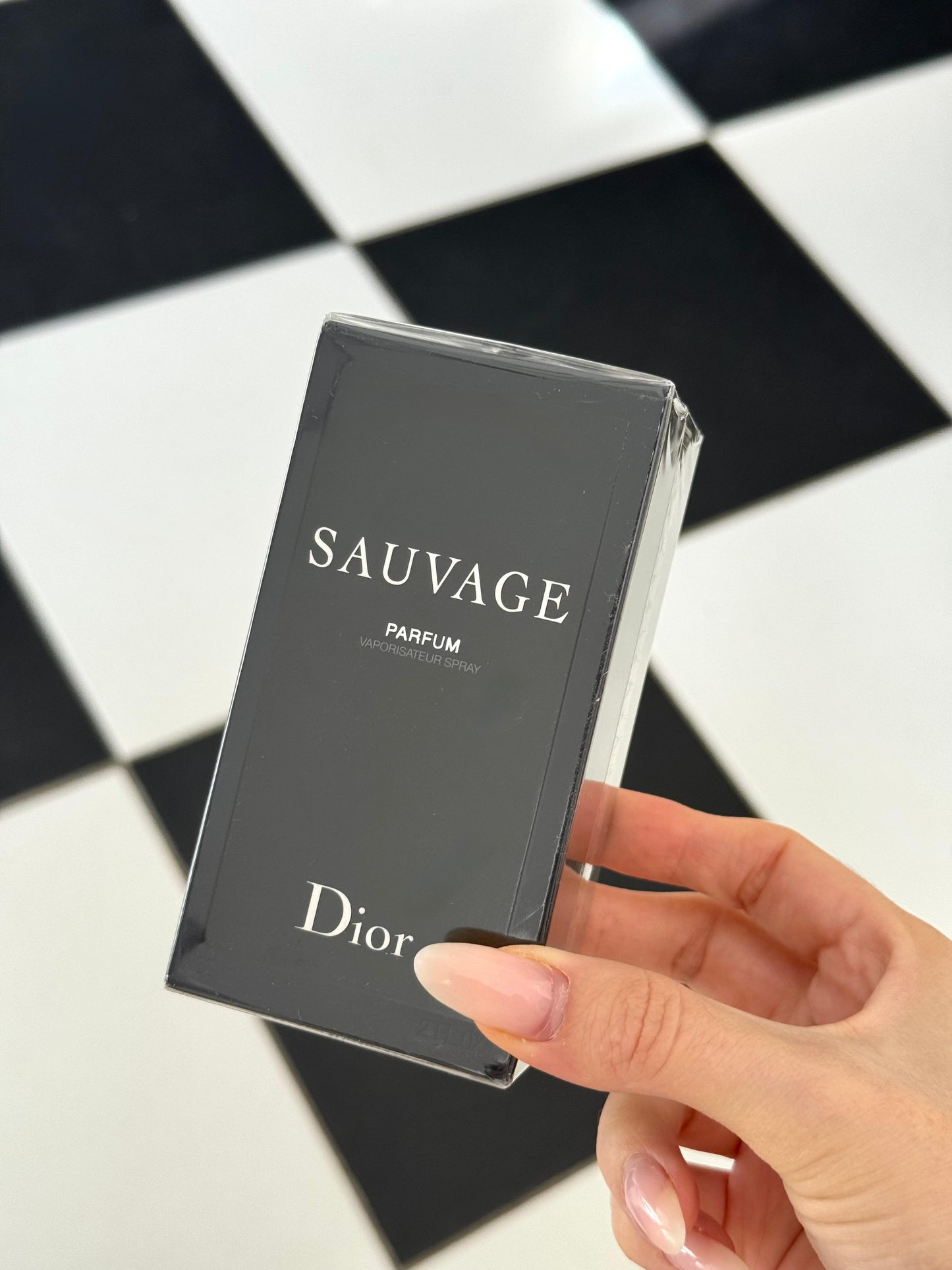 DIOR Sauvage Parfum - Citrus and Woody Notes